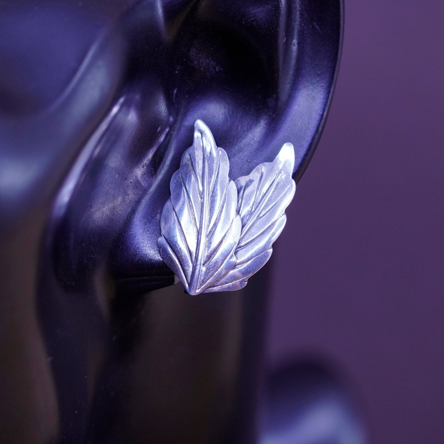 vtg danecraft Sterling silver handmade earrings, 925 leaves screw back earrings