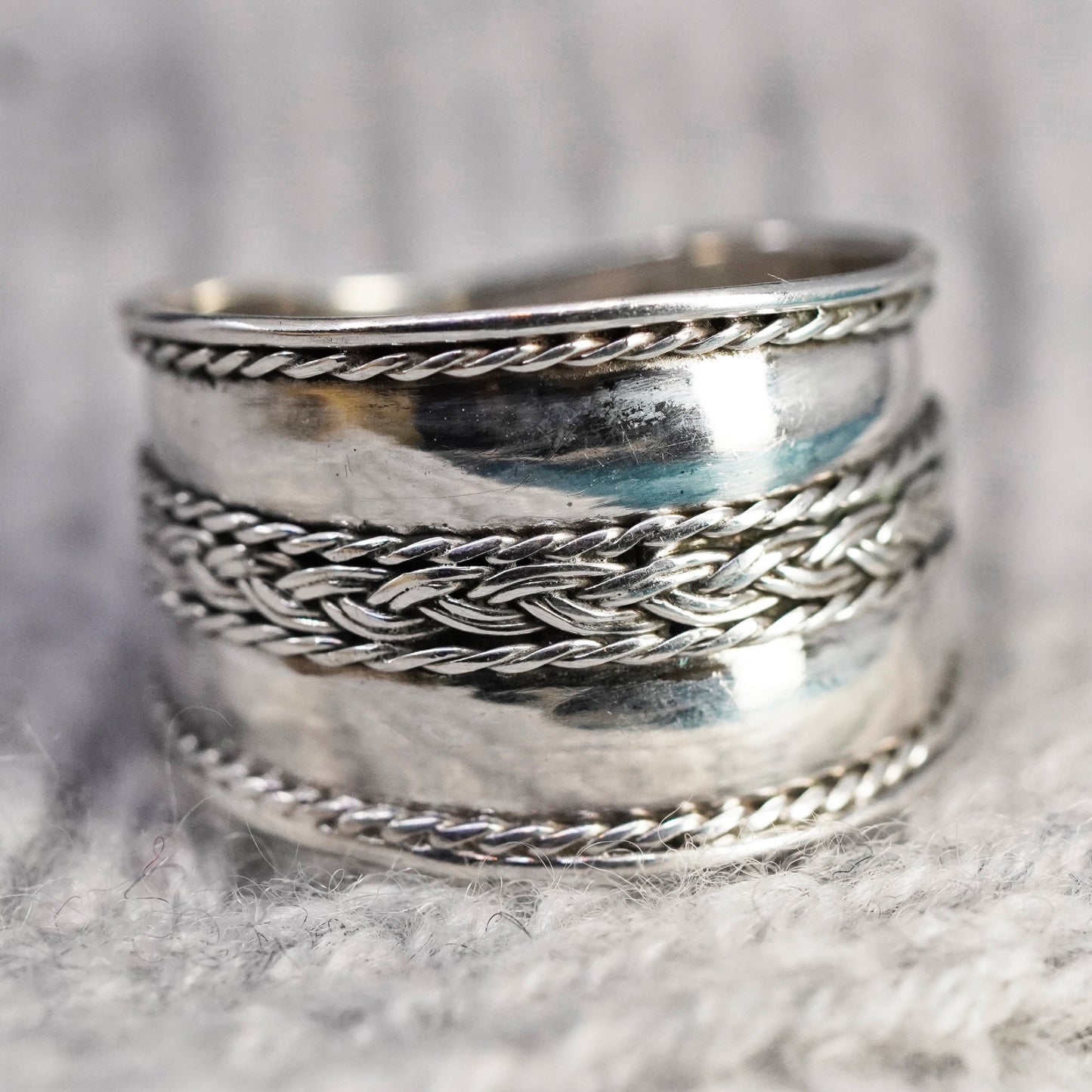Size 7.5, vintage Sterling silver handmade band, wide 925 ribbed cable band