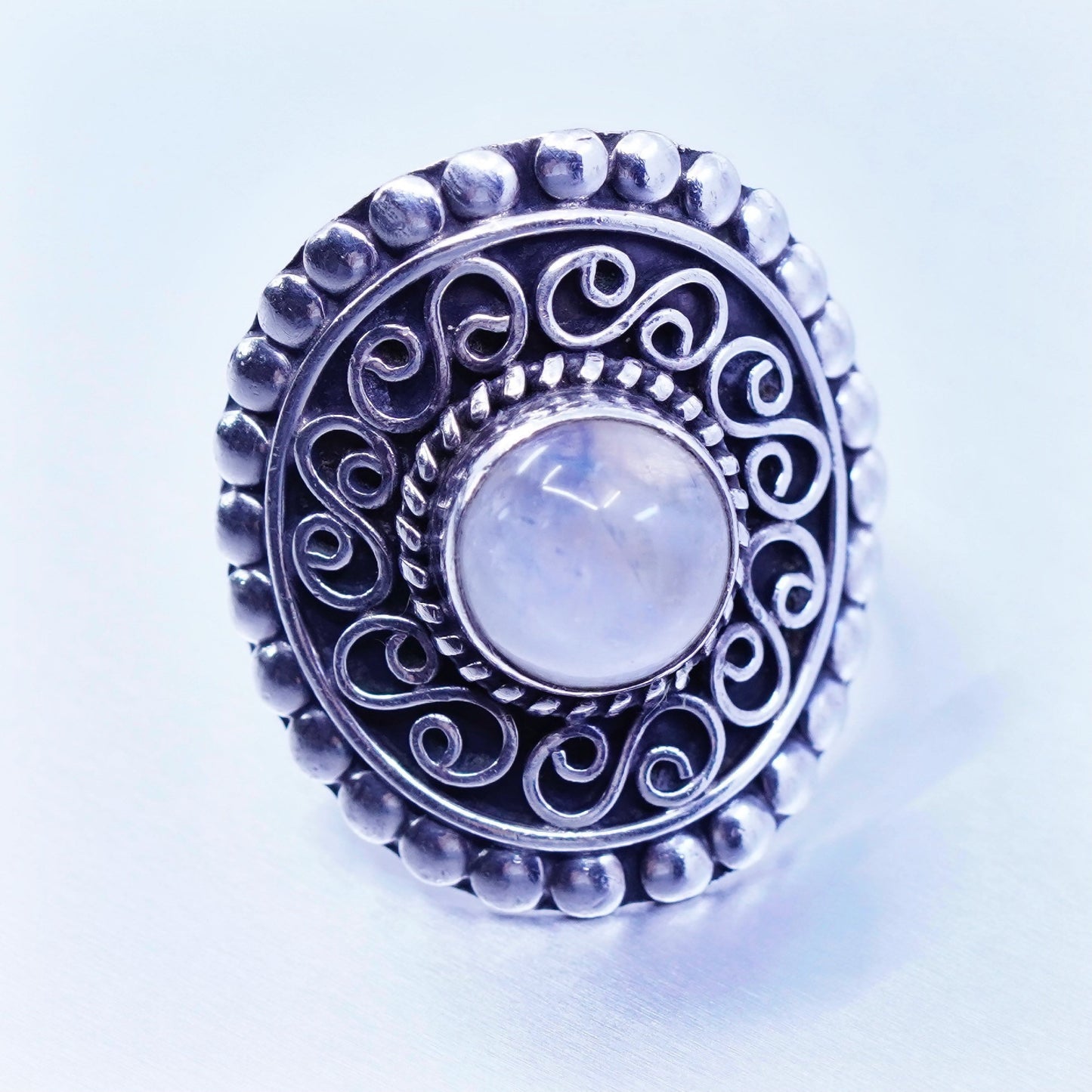 Size 6.25, vintage Sterling 925 silver handmade bali ring with moonstone
