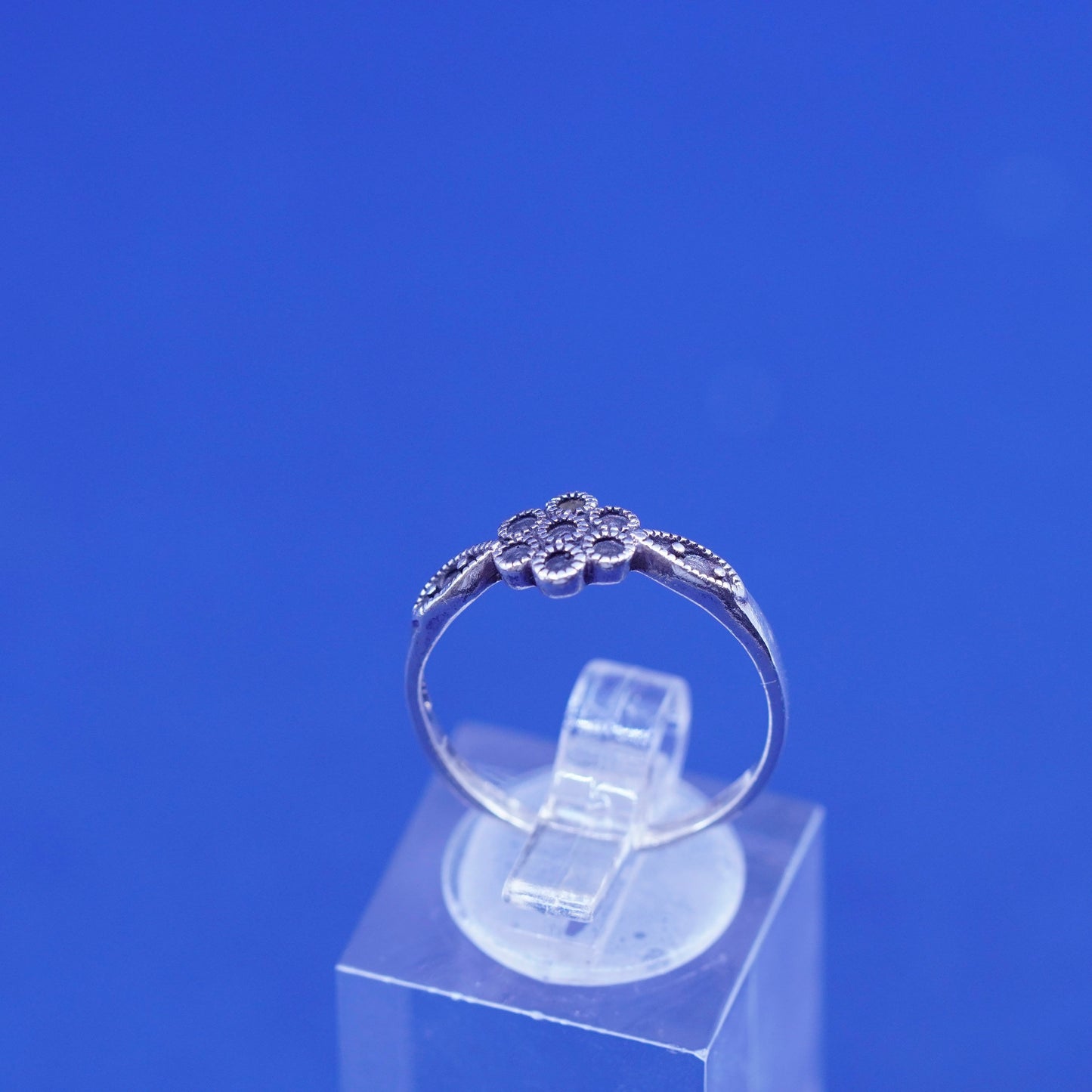 Size 7.25, vintage Sterling silver handmade ring, 925 flower band