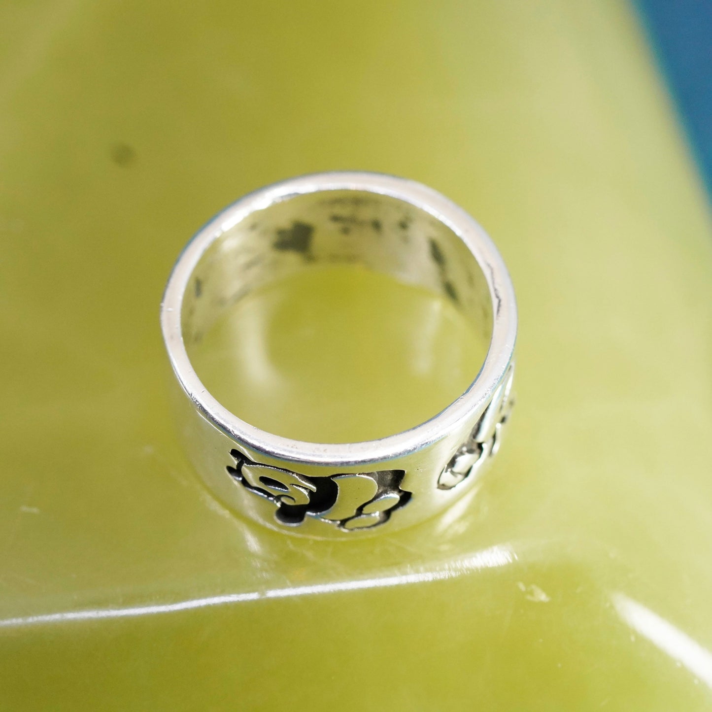 Size 7.75, vintage Sterling silver handmade ring, 925 band with panda Embossed