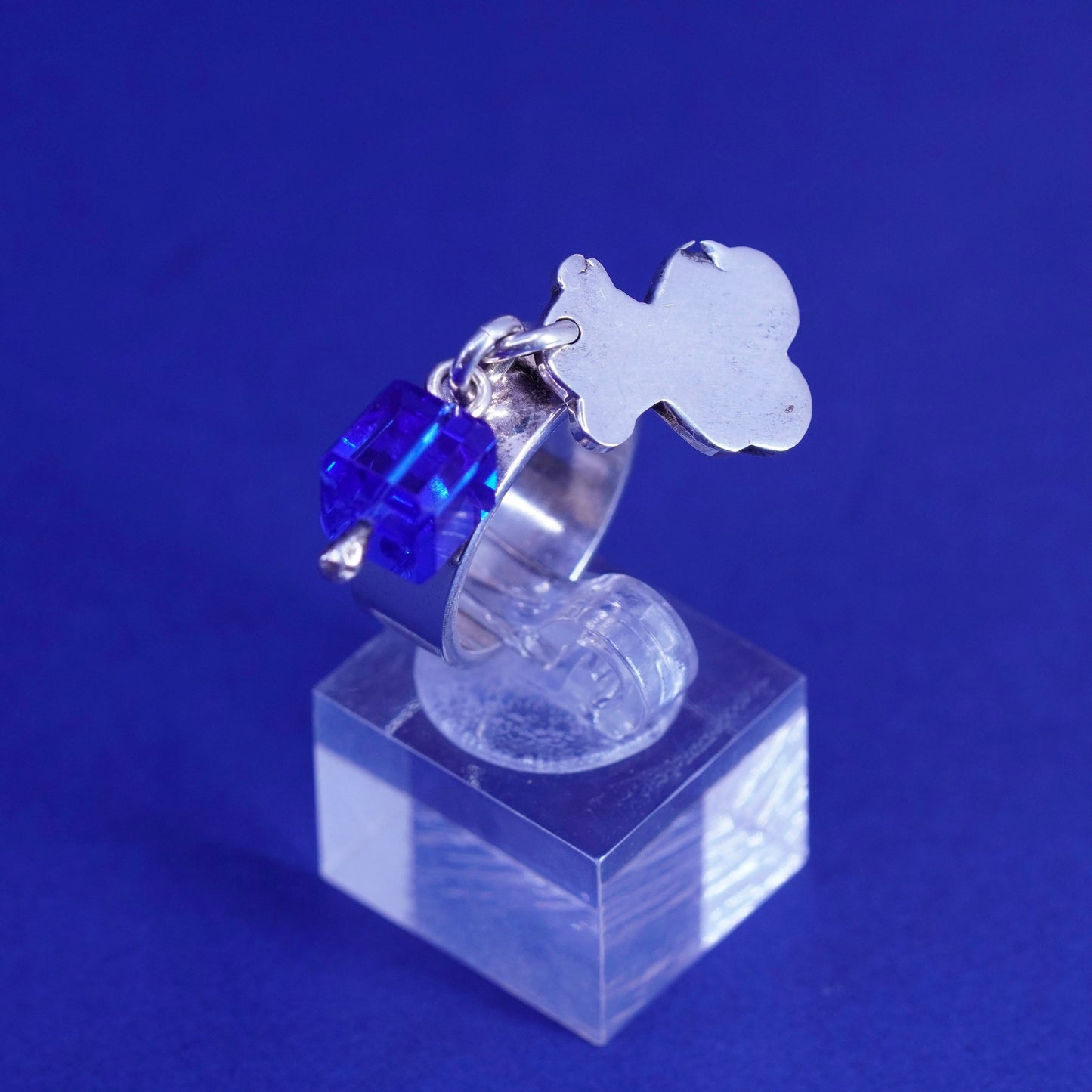 Size 5.5, vintage Sterling silver handmade ring, 925 band bear blue cz charm