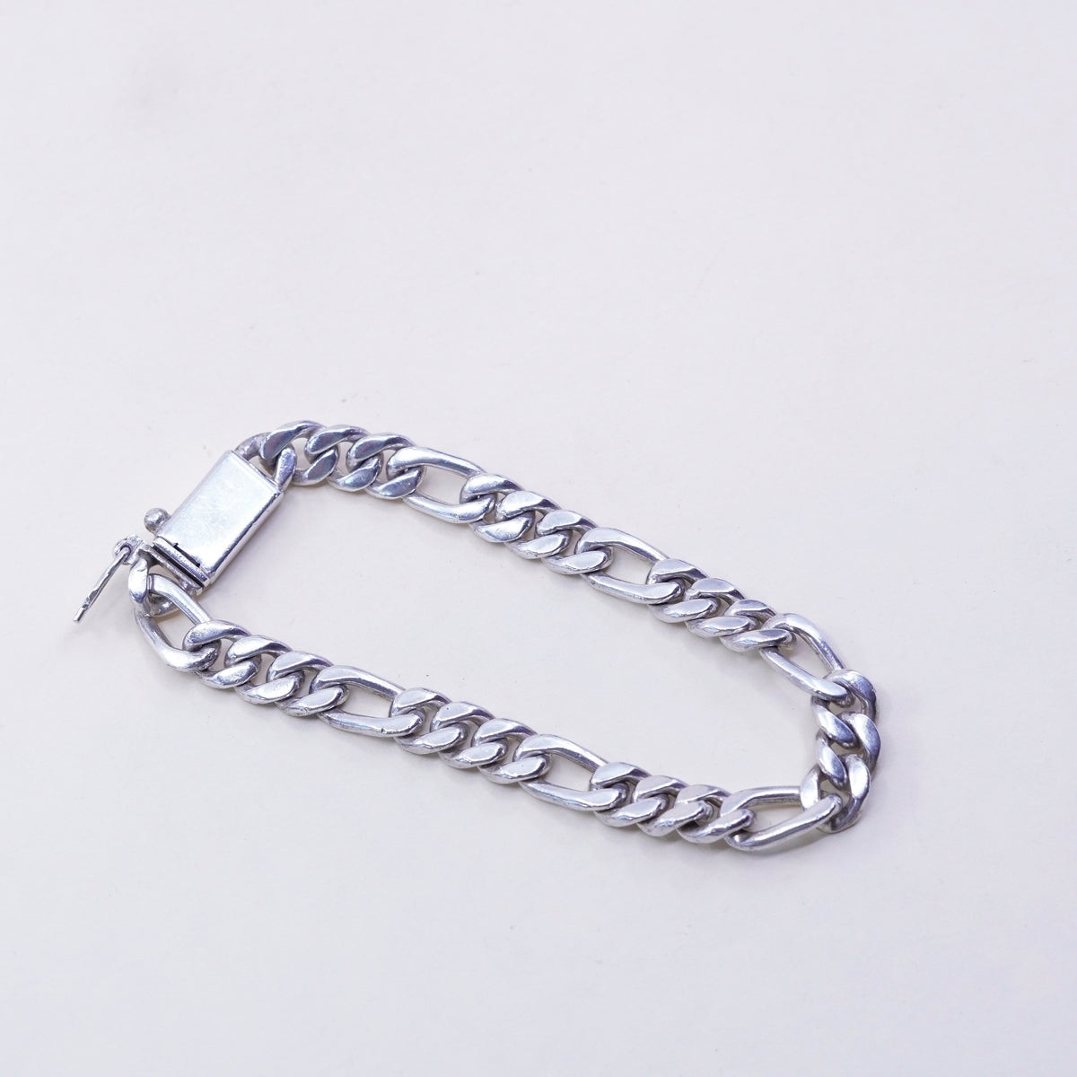 7.75”, 8mm, Vintage sterling silver men’s bracelet, Mexico 925 Figaro chain