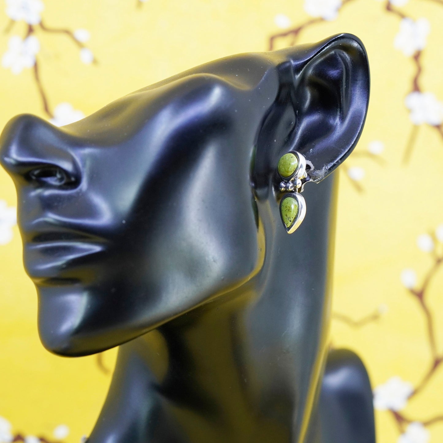 Native American Southwestern 925 Sterling silver teardrop earrings turquoise