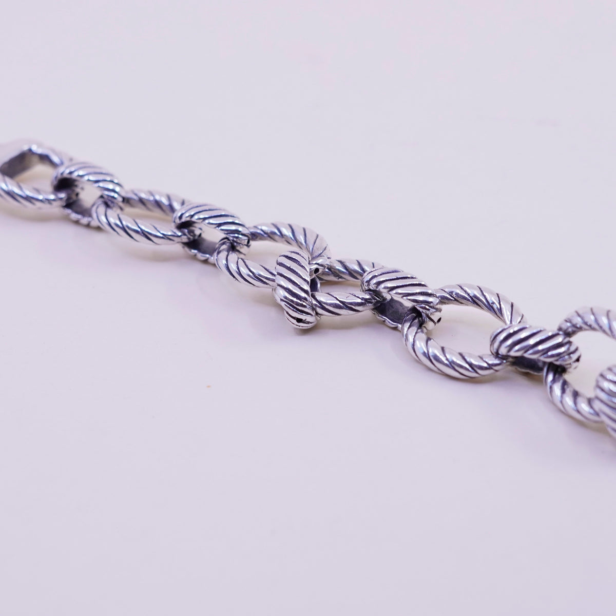 5.75”, Vintage puffy sterling silver bracelet, ribbed textured 925 circle chain