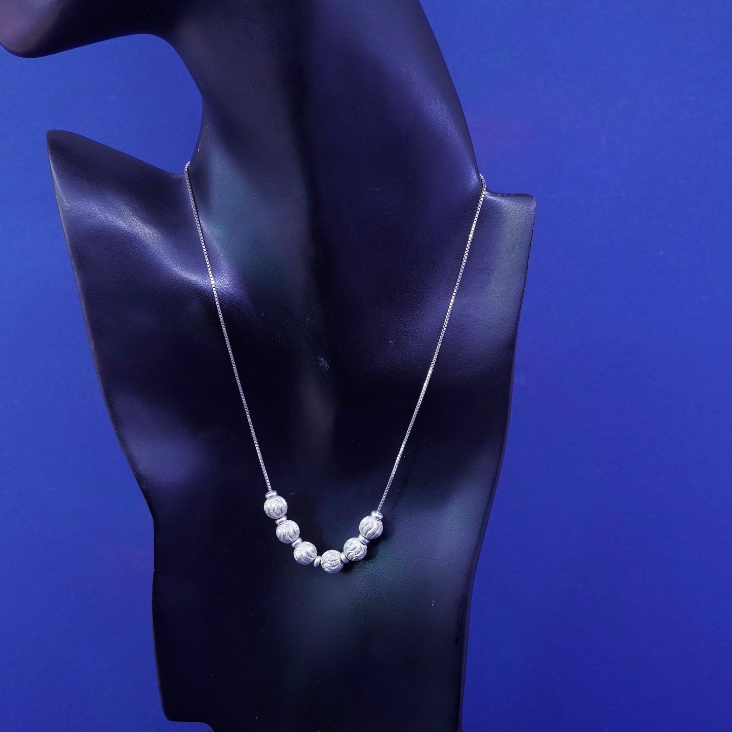 16”, sterling silver handmade necklace, box chain textured 925 circle pendant
