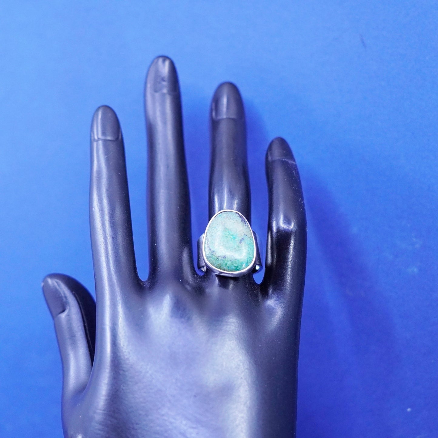 Size 7.5, Native American, southwestern Sterling silver ring Carico turquoise