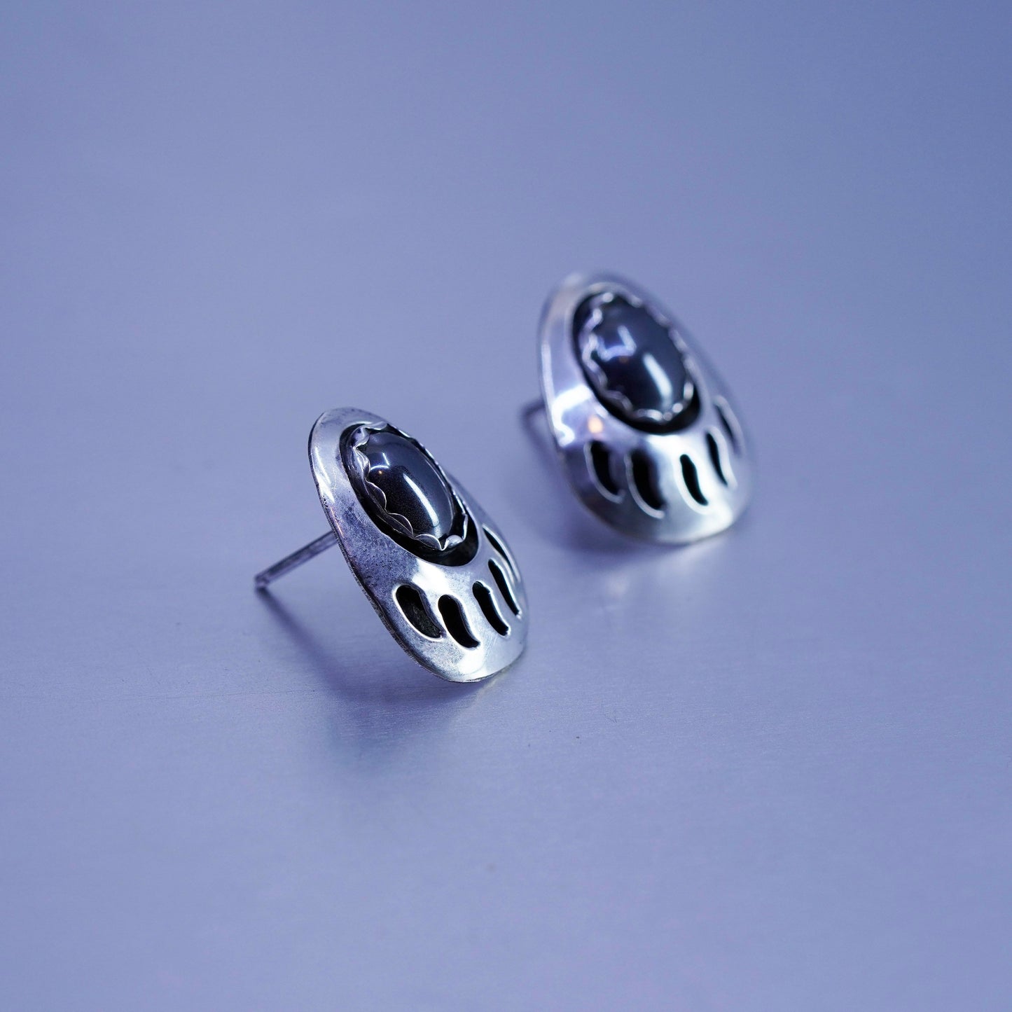 Native Zuni Sensa Eustace Sterling 925 silver earrings, bear paw studs hematite