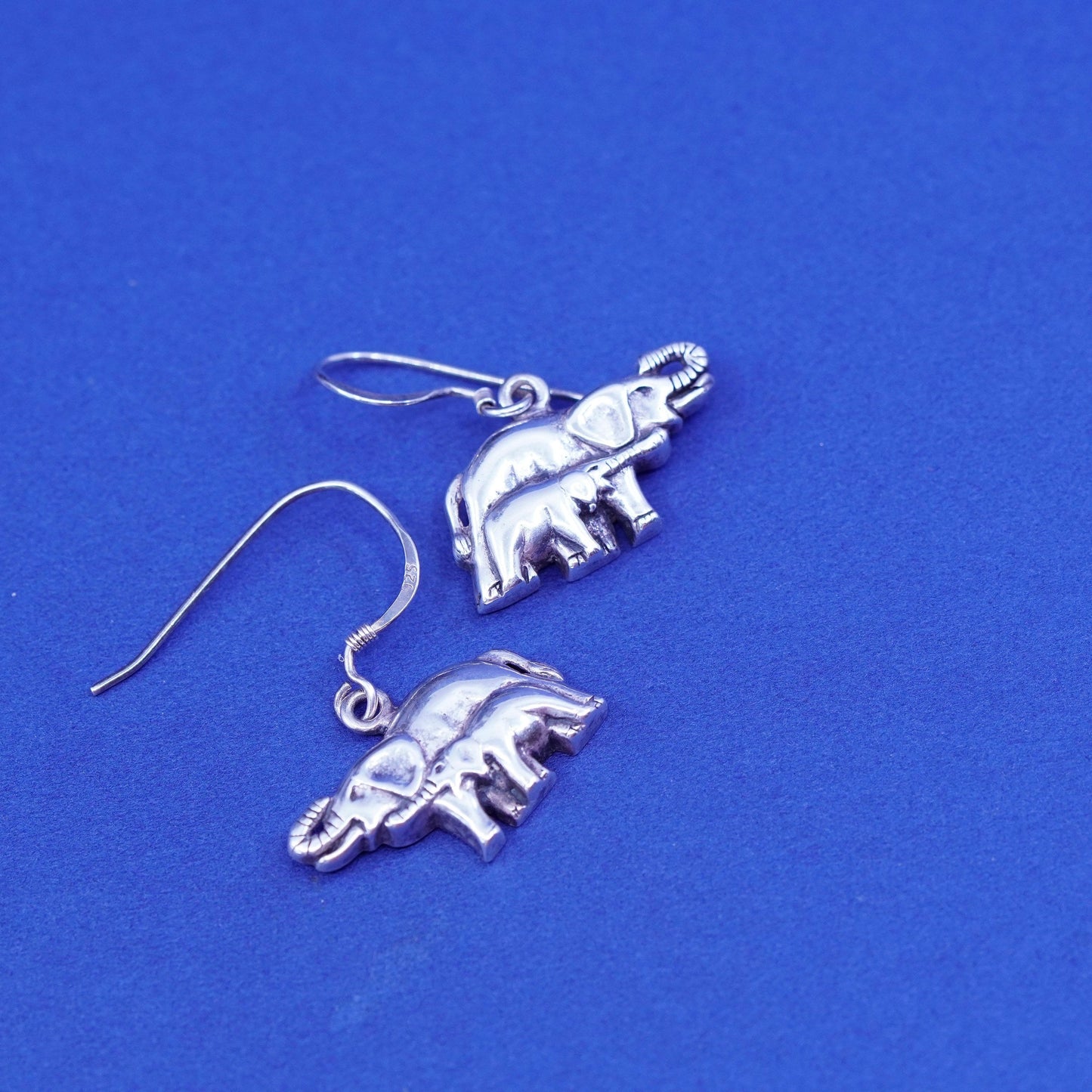 Vintage SC Sterling Silver handmade Earrings. 925 mother baby elephants