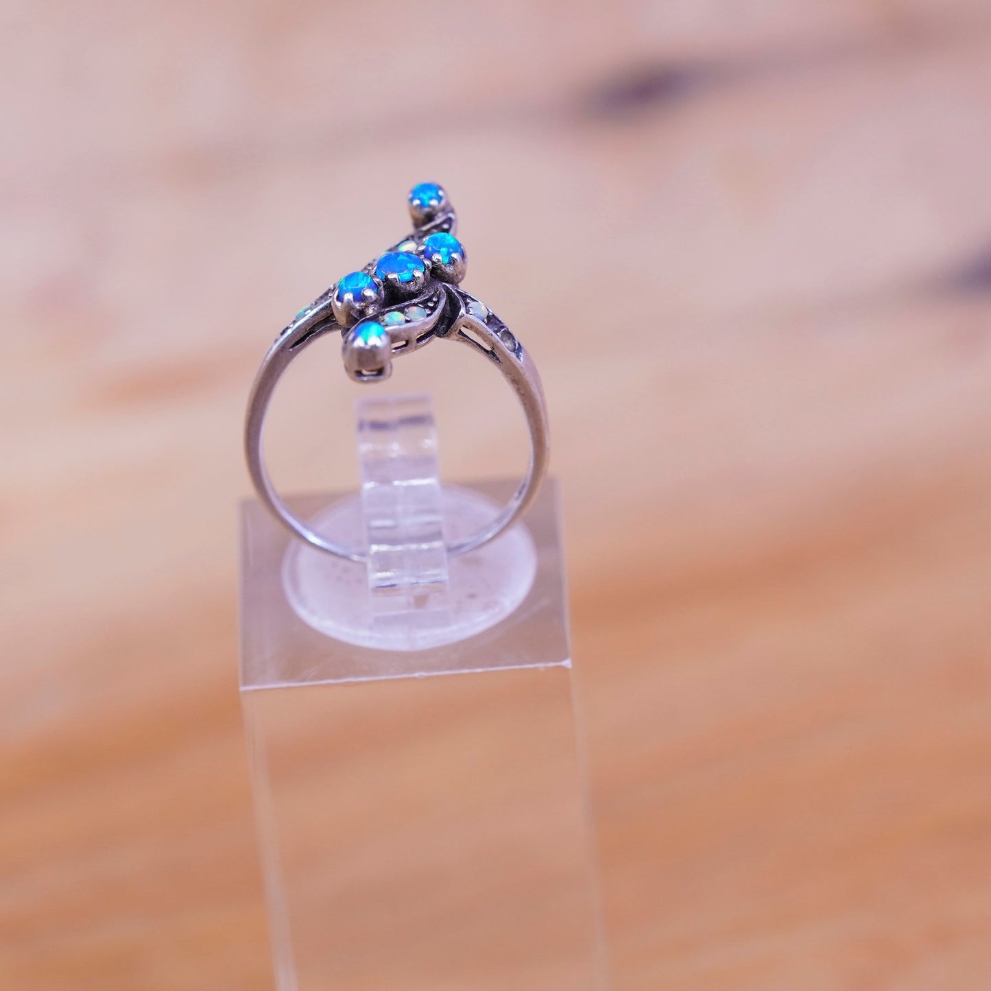 Size 5.5, vintage Sterling 925 silver handmade ring with opal beads