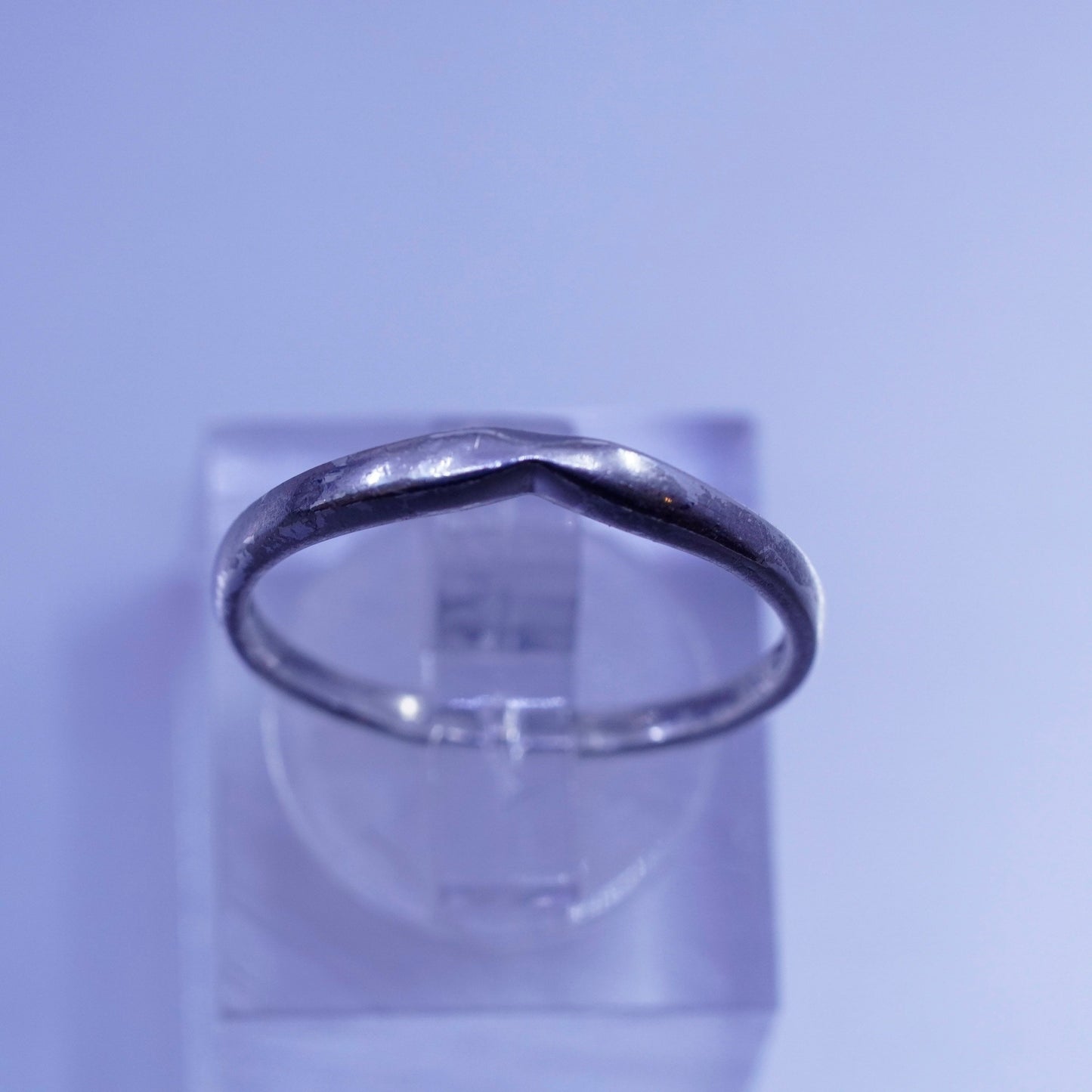 Size 7.25, vintage southwestern Sterling 925 silver wedding ring, band