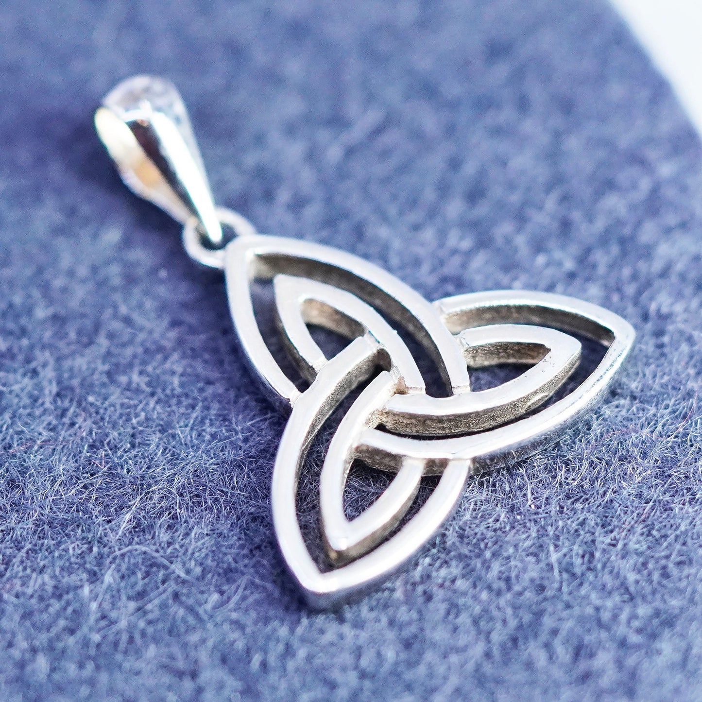 Vintage sterling 925 silver handmade Irish Celtic knot pendant