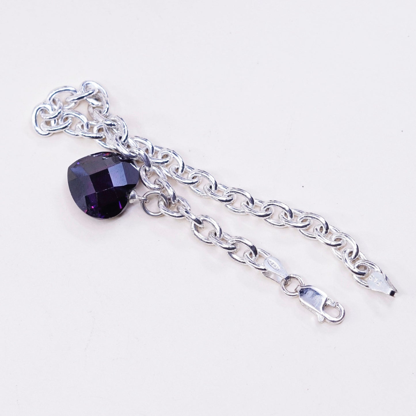7.25”, vtg sterling silver bracelet, bold circle chain with crystal heart charm