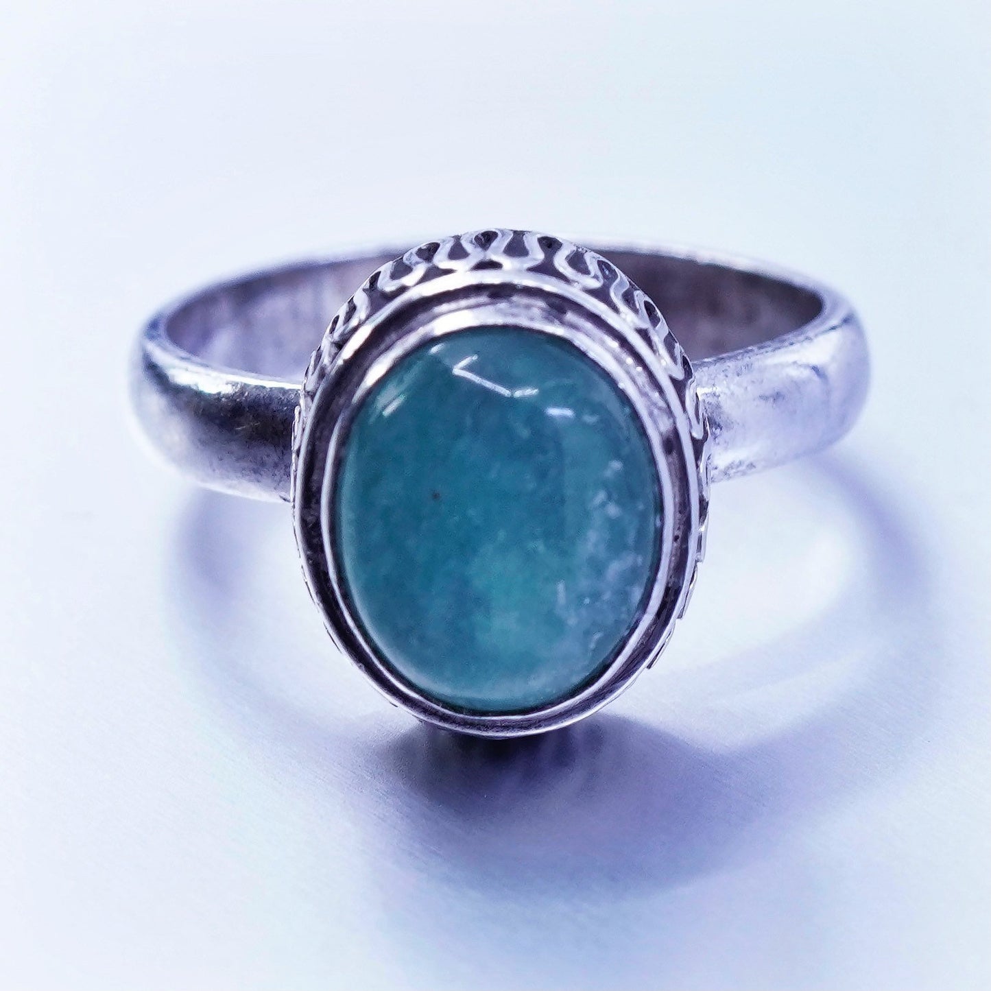 Size 5.5, vintage Sterling 925 silver handmade ring with jade and cable