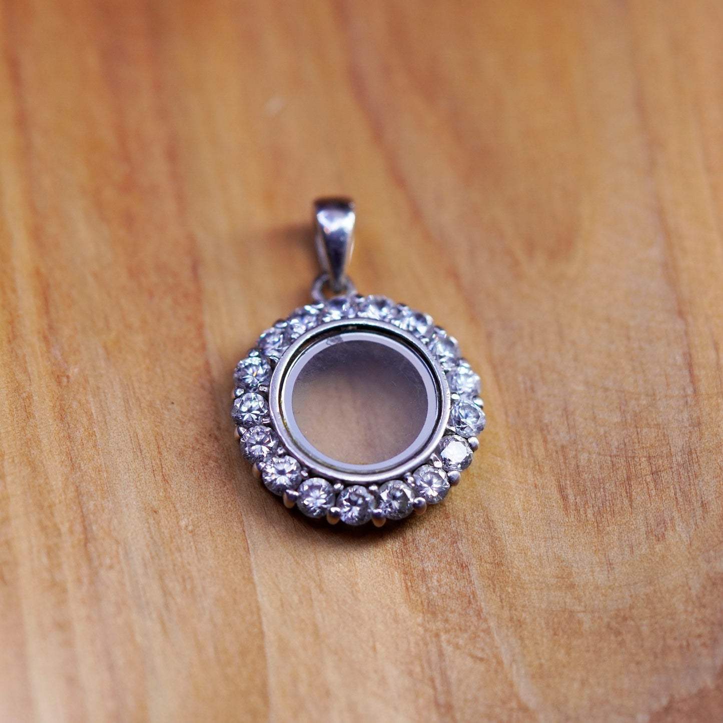 Vintage Sterling 925 silver handmade circle pendant with cz