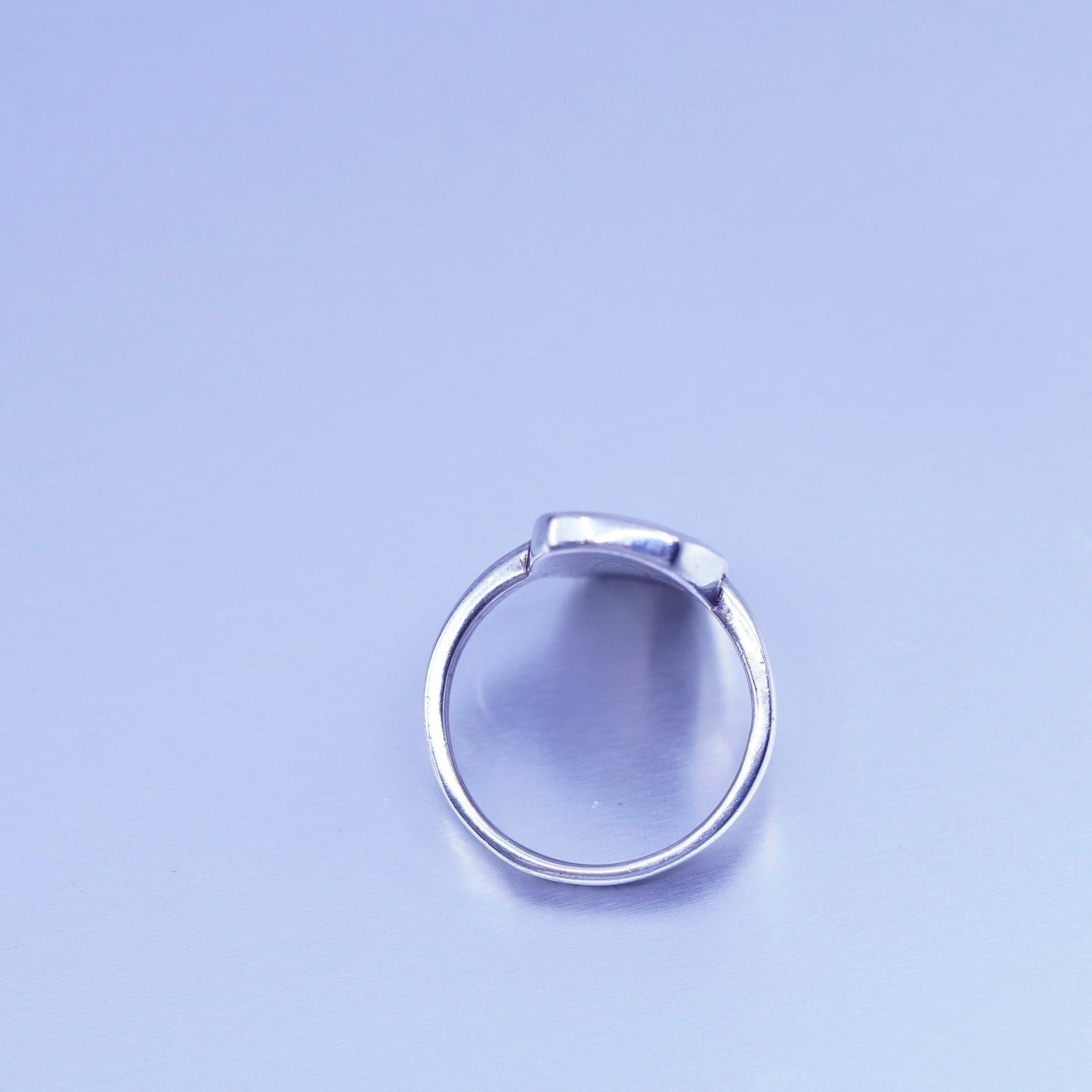 Size 8.25, vintage Sterling 925 silver handmade ring with mother of pearl