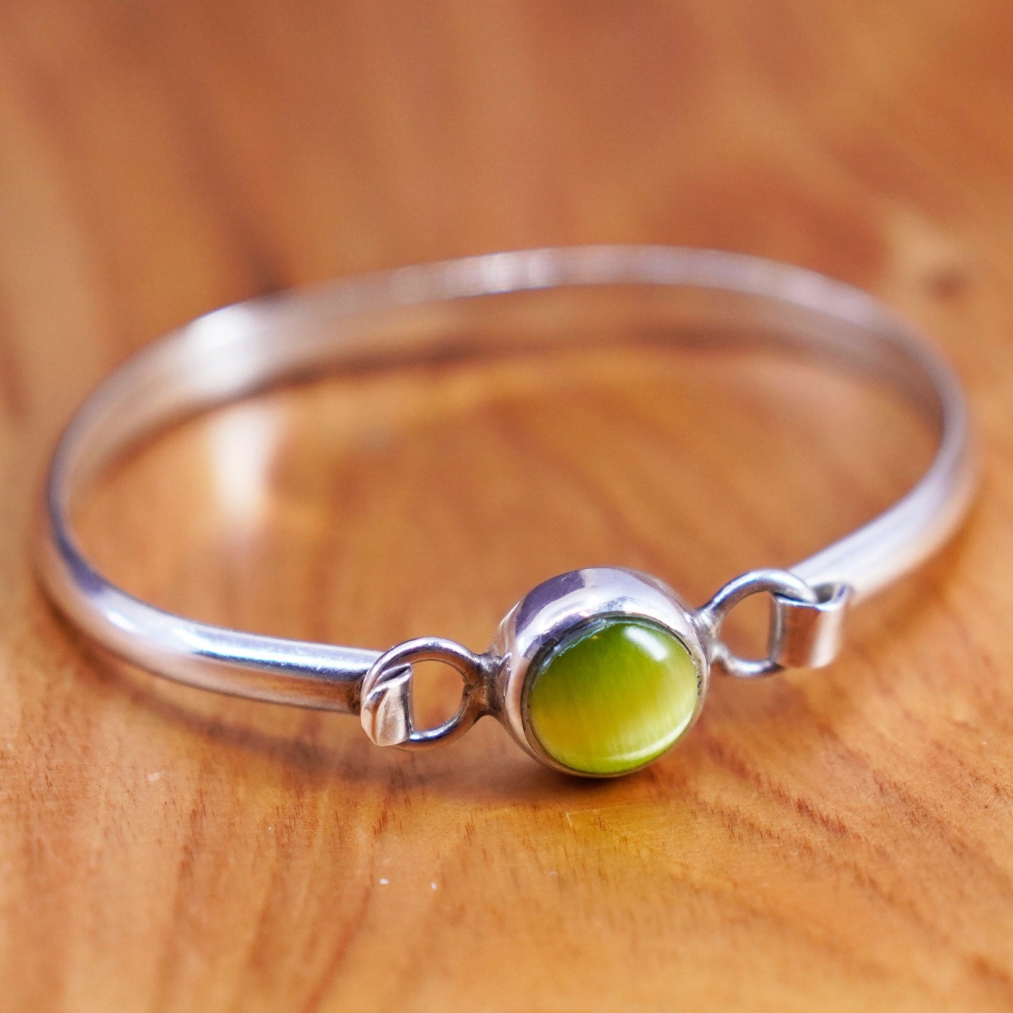 6.75”, Sterling silver handmade bracelet, 925 hinged bangle with green cat eye