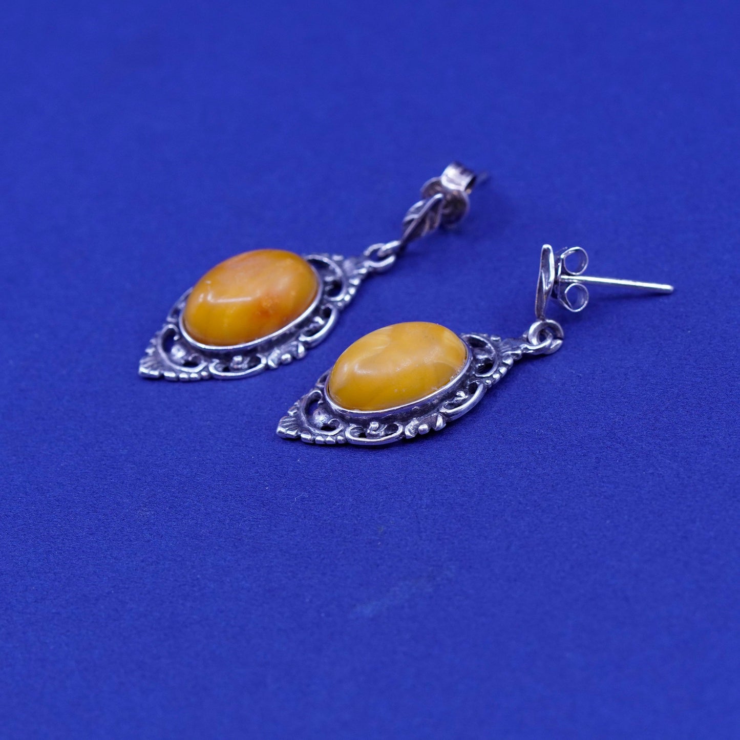 Vintage sterling 925 silver handmade filigree earrings with oval amber