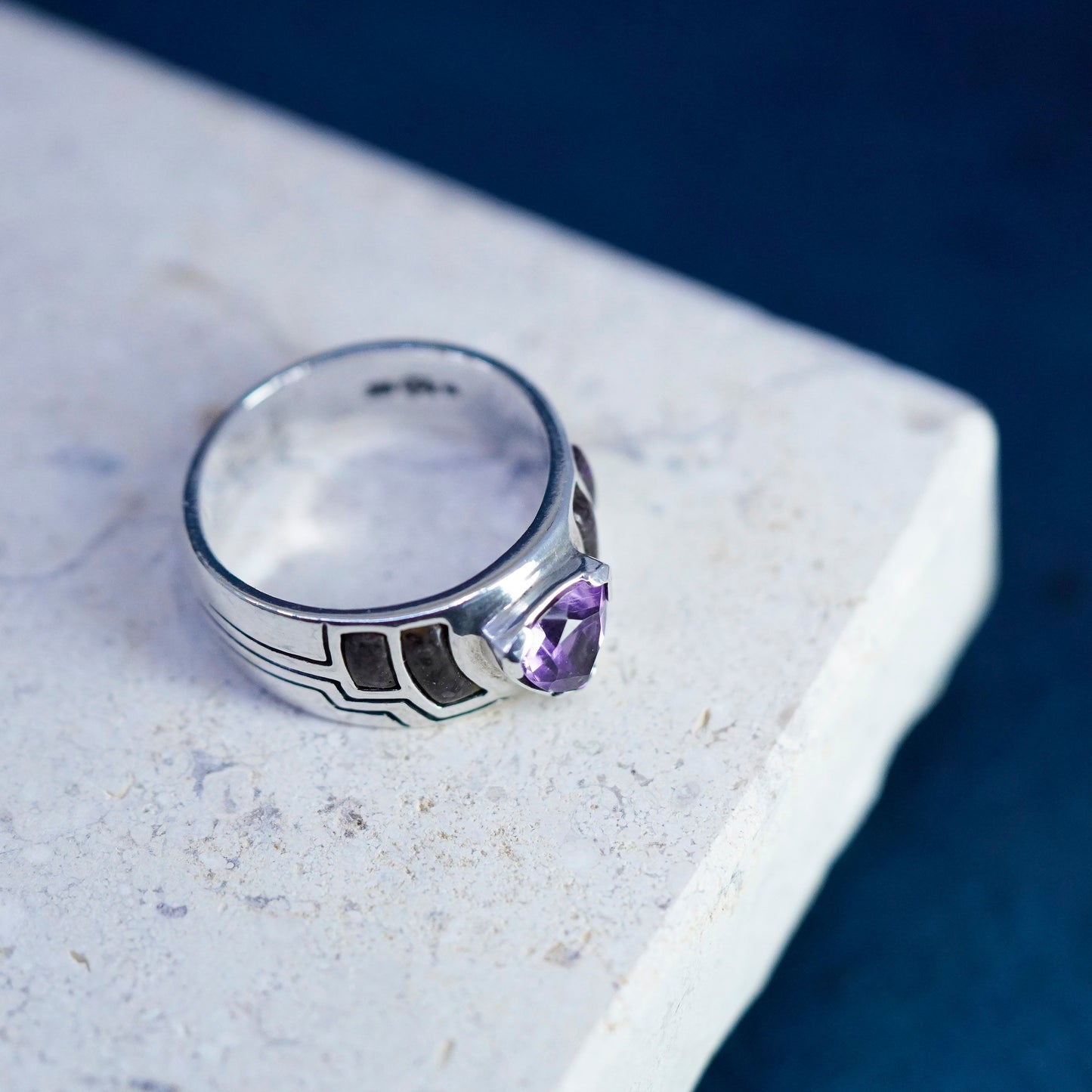 Size 7, southwestern CAROLYN POLLACK RELIOS Sterling 925 silver ring amethyst