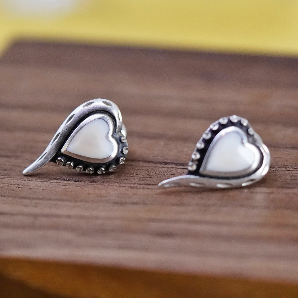 vtg mexico Sterling silver handmade earrings, 925 heart studs mother of pearl