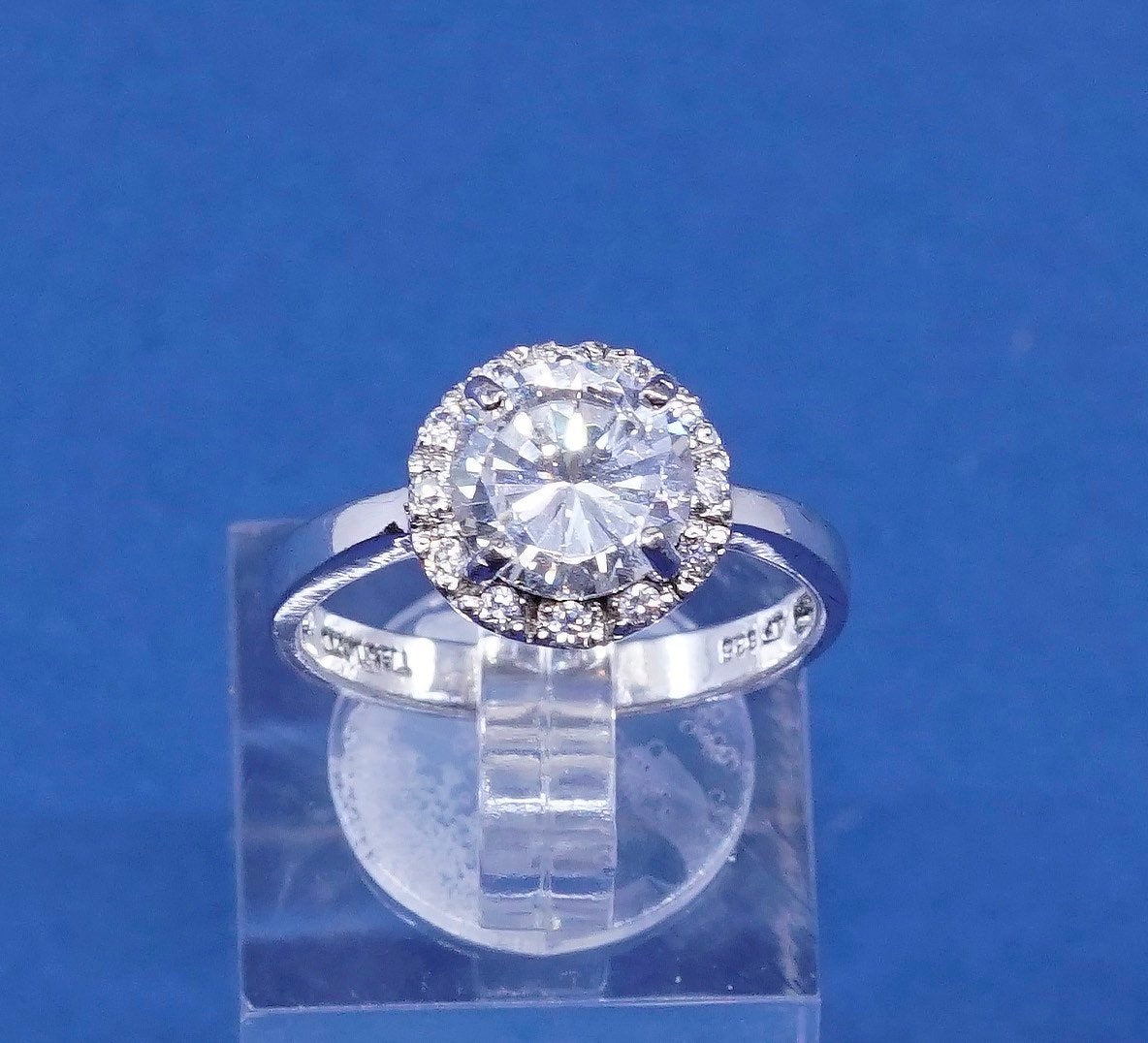 sz 8, vtg Sterling silver ring, 925 w/ cluster crystal, engagement anniversary