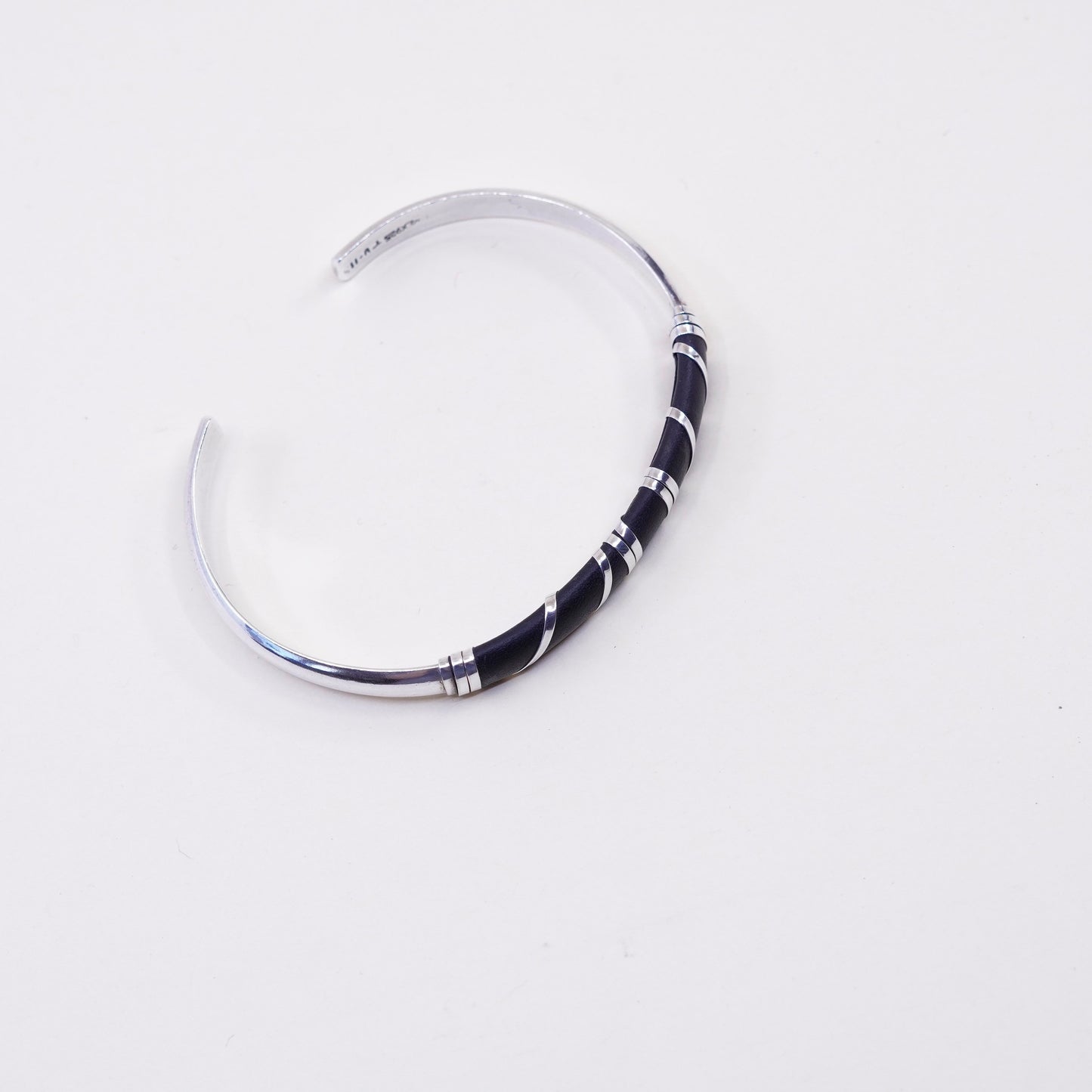 7.25”, vintage Sterling silver handmade cuff, mexico 925 bracelet black leather