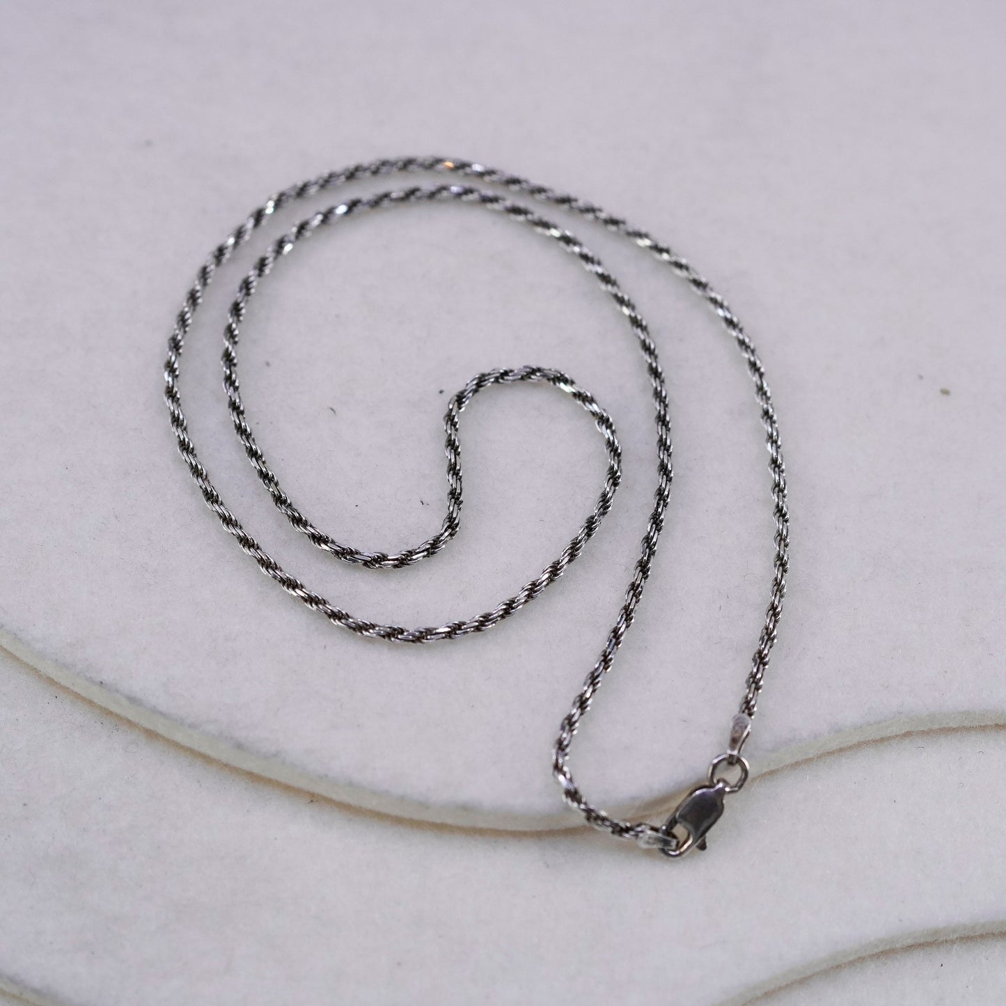 18” 2mm, vintage Italy Sterling 925 silver Singapore rope chain necklace