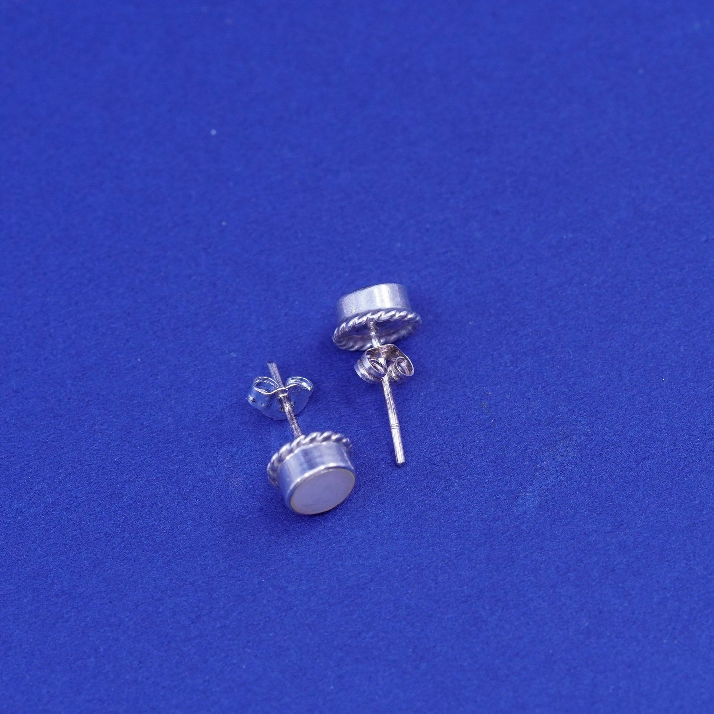 Vintage Sterling 925 silver studs with mother of pearl, earrings