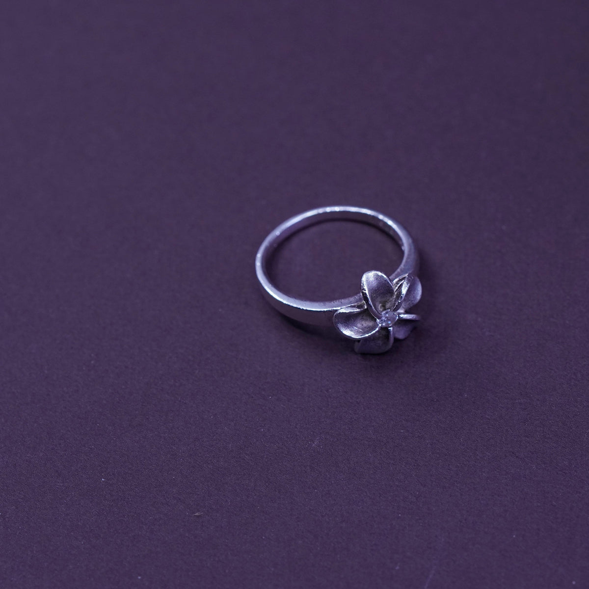 Size 6, vintage Sterling silver ring, modern 925 plumeria flower with Cz