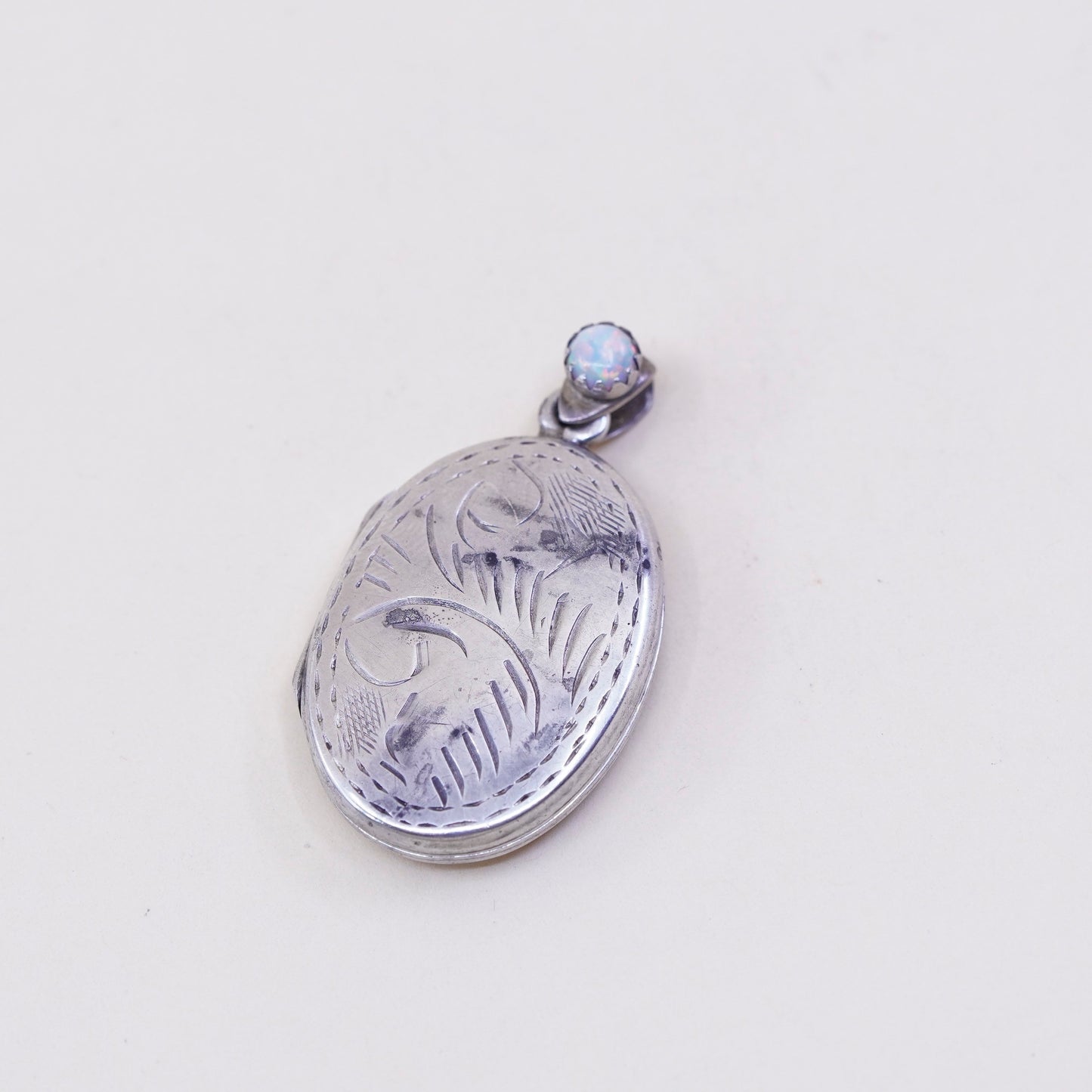 Vintage Sterling silver oval pendant, 925 floral handmade photo locket charm