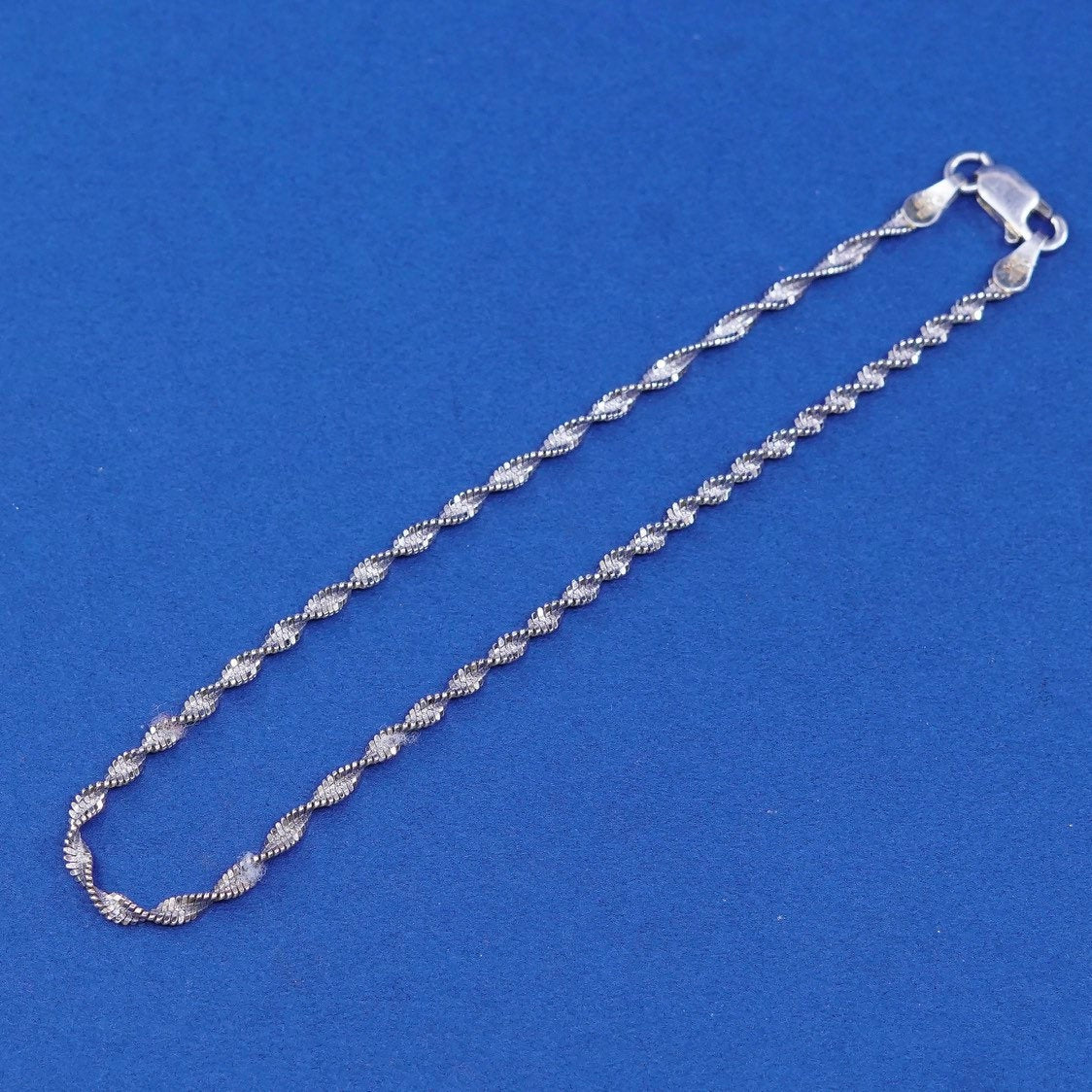 8.25", vtg Italy IBB Sterling silver bracelet, 925 twisted herringbone chain