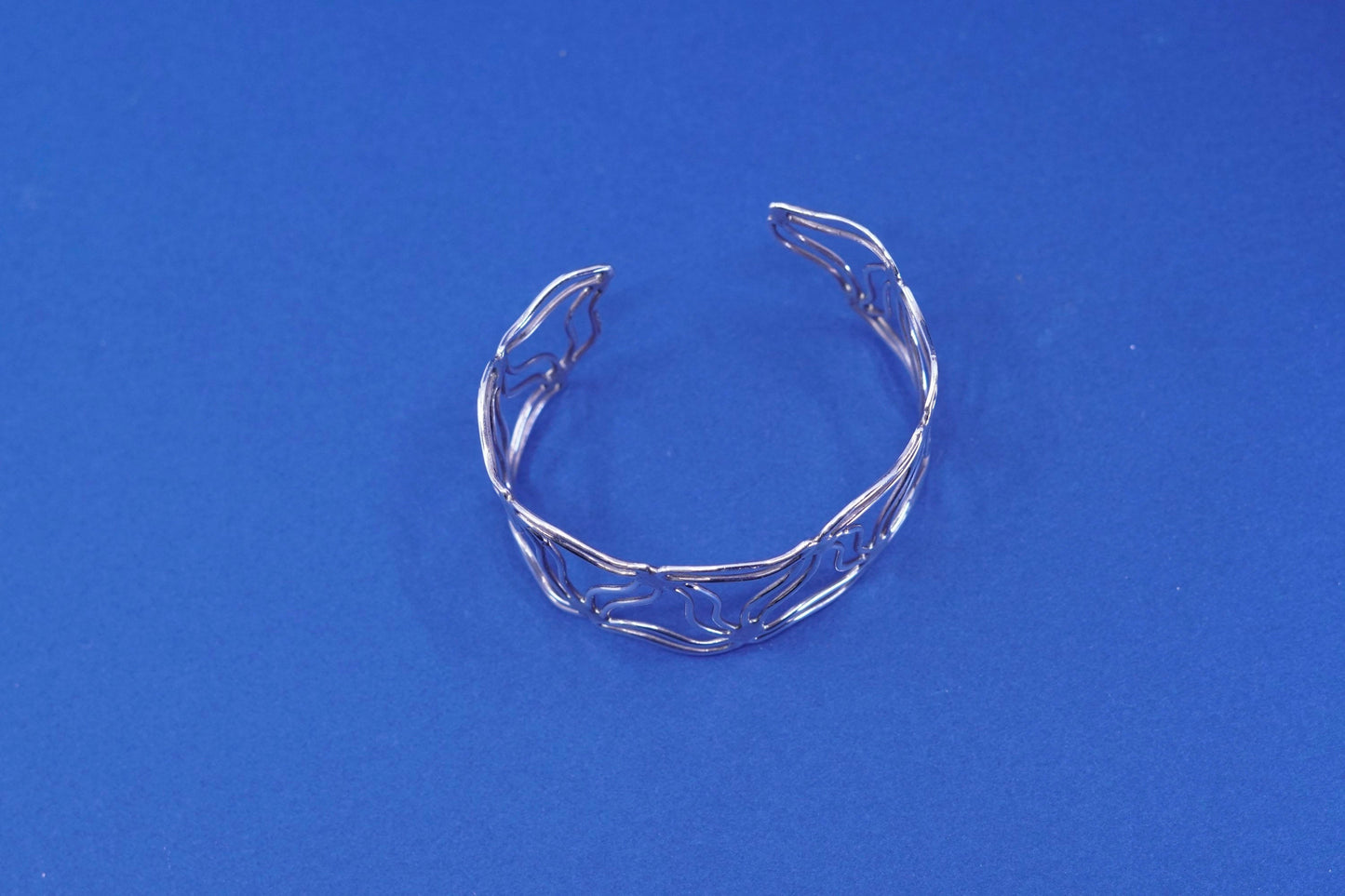 6.5”, vtg CII sterling silver handmade bracelet, wide 925 filigree wavy cuff