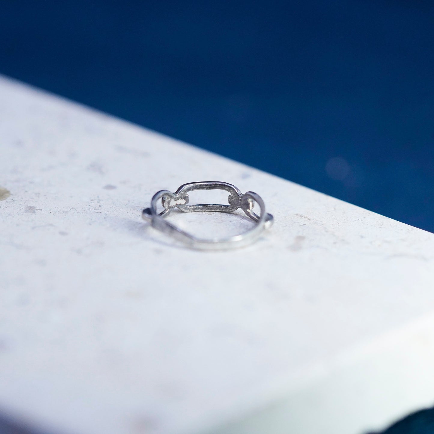 Size 6.5, vintage Sterling silver handmade ring, 925 circle chain band
