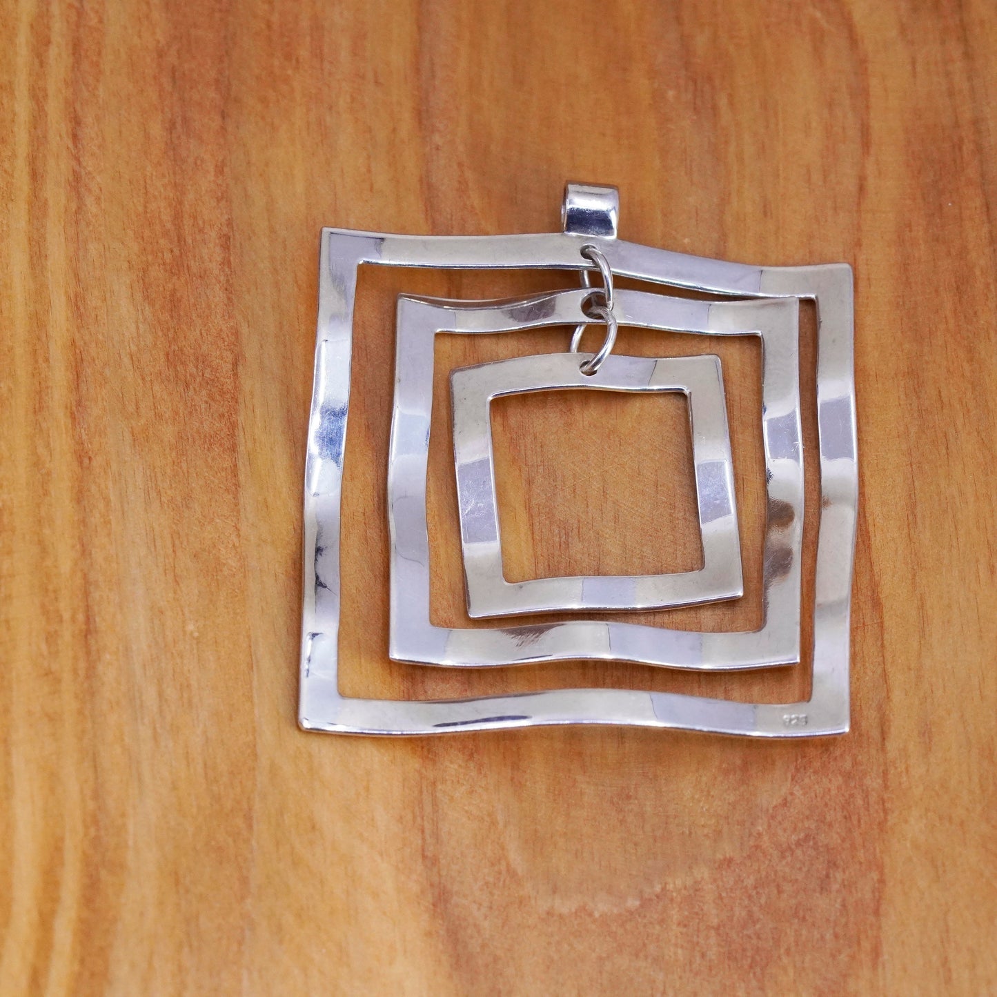 Vintage modern elegant Sterling silver 925 multi wavy square pendant