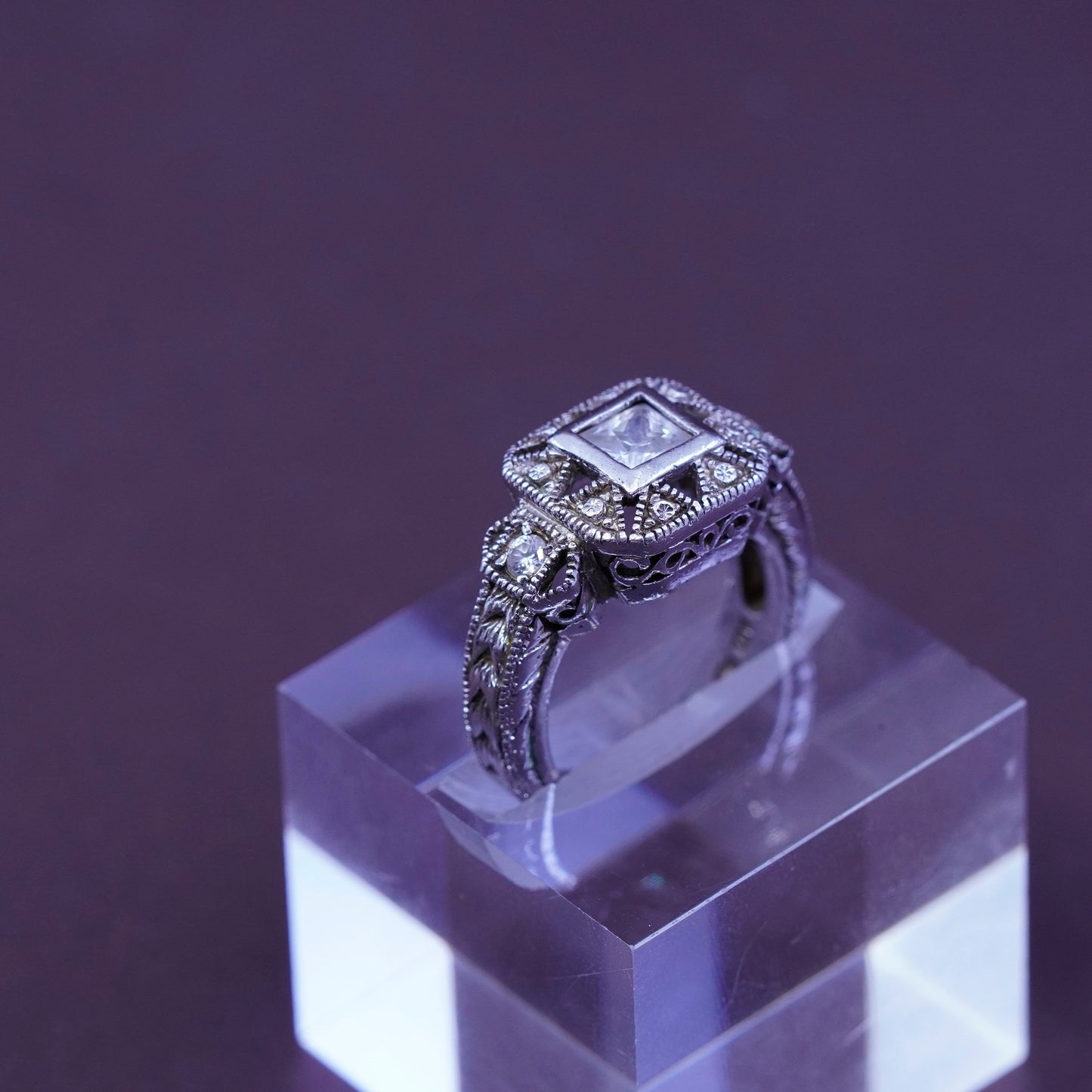 Size 7, vintage Sterling 925 silver engagement ring with genuine crystal