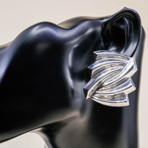 Vtg Modern STERLING 925 SILVER Mexican Handmade Earrings, Ribbed 925 Clip On