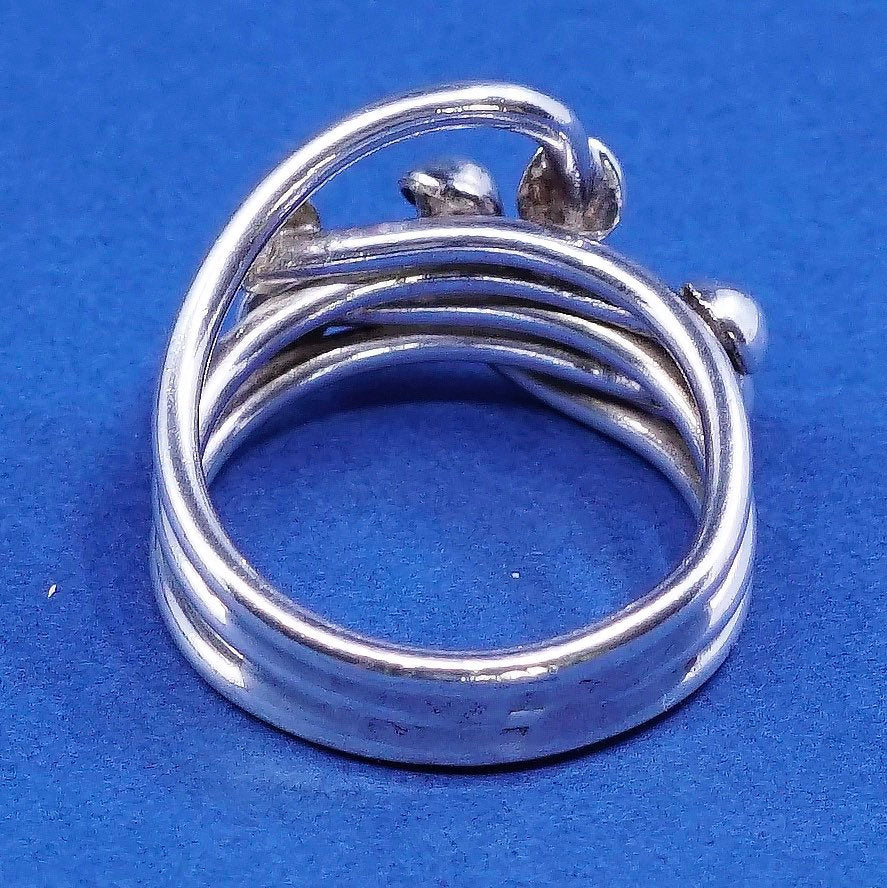 Size 7.75, vtg sterling silver handmade ring, 925 wired ring w/ beads