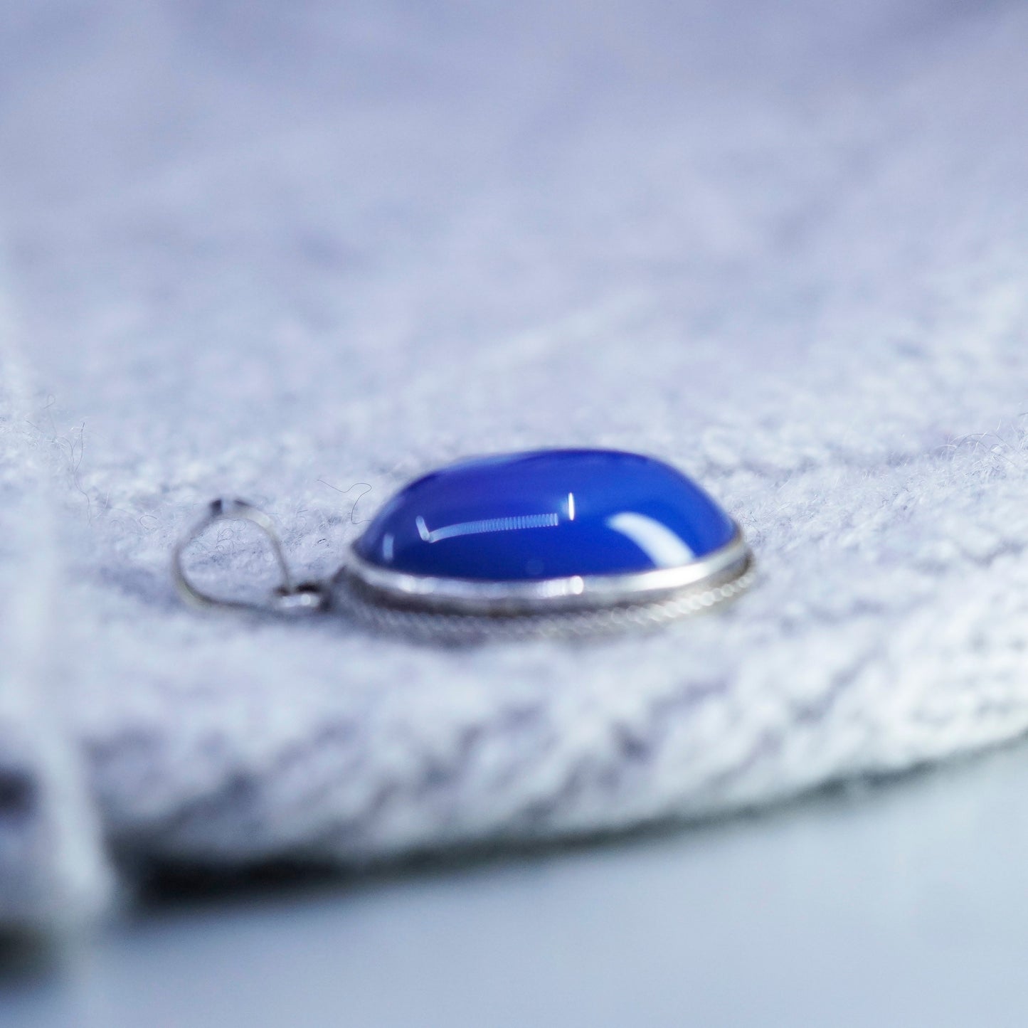 Vintage sterling 925 silver handmade oval pendant with blue agate
