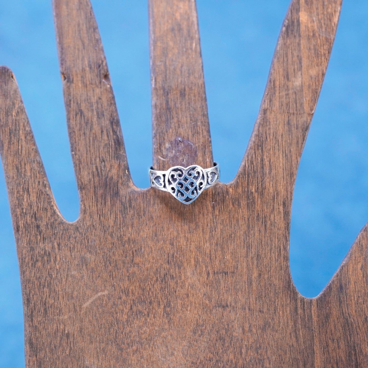 Size 7, vintage sterling silver handmade ring, 925 textured heart band
