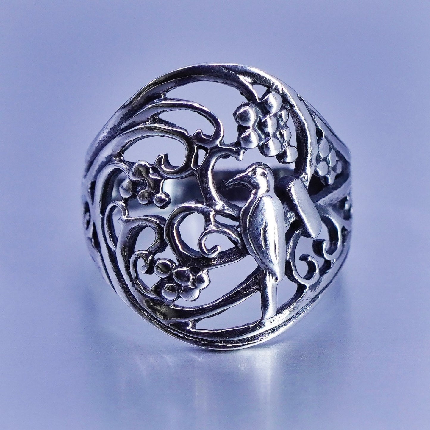 Size 8, vtg southwestern Sterling 925 silver handmade ring, filigree bird band