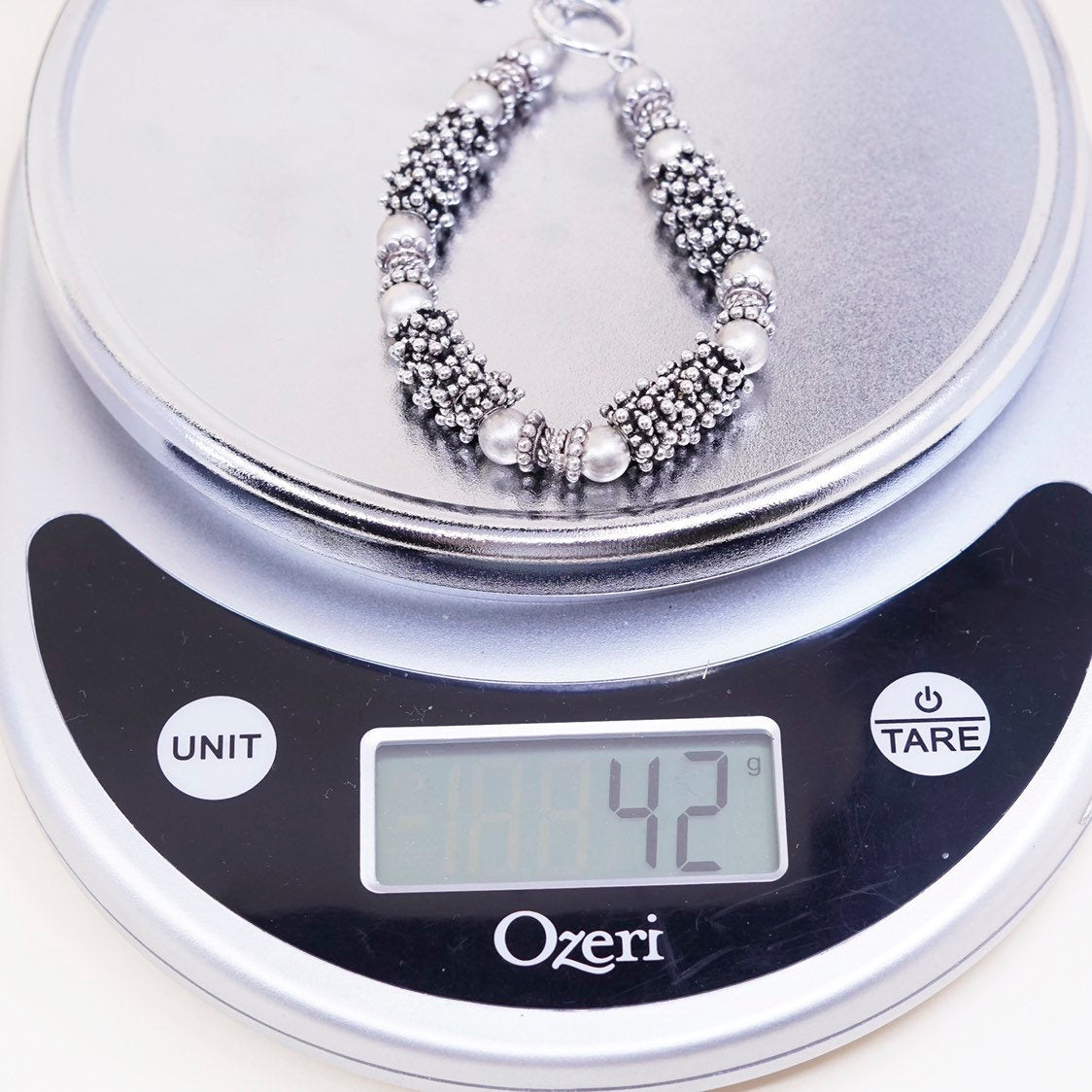 6.25", VTG handmade bracelet, pearl beads with 925 beads and toggle closure