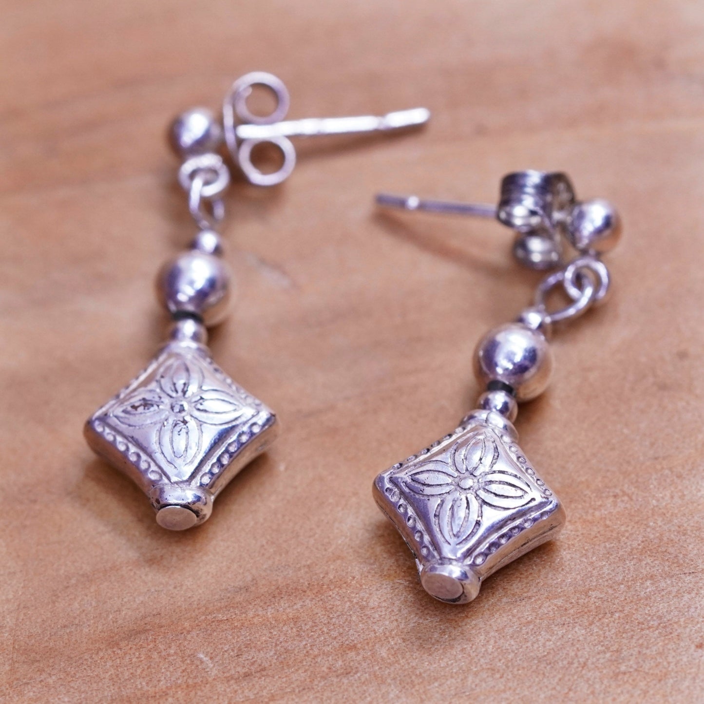 Vintage Sterling silver handmade earrings, textured 925 diamond dangled
