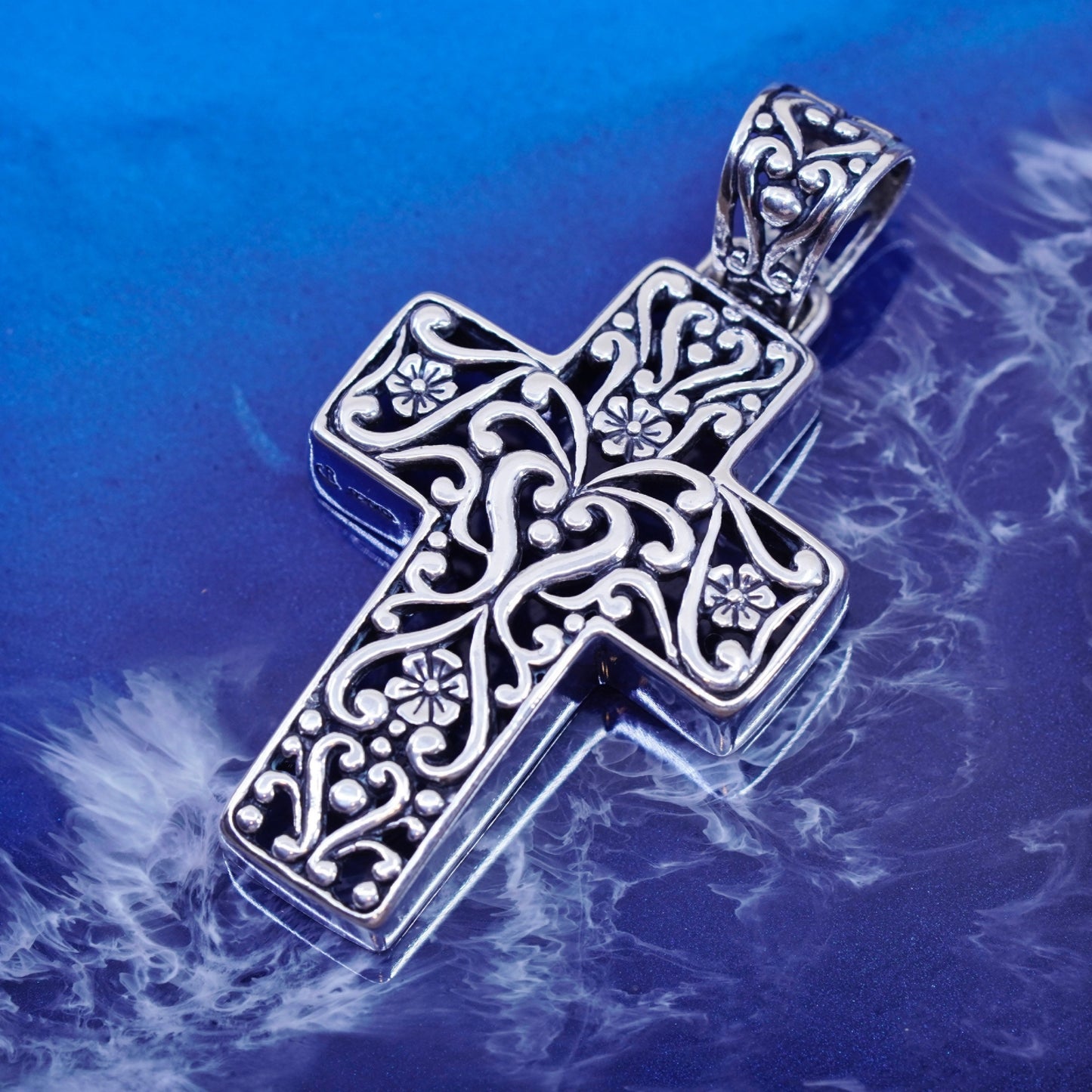 Vintage Carolyn Pollack Sterling silver handmade pendant, 925 cross charm