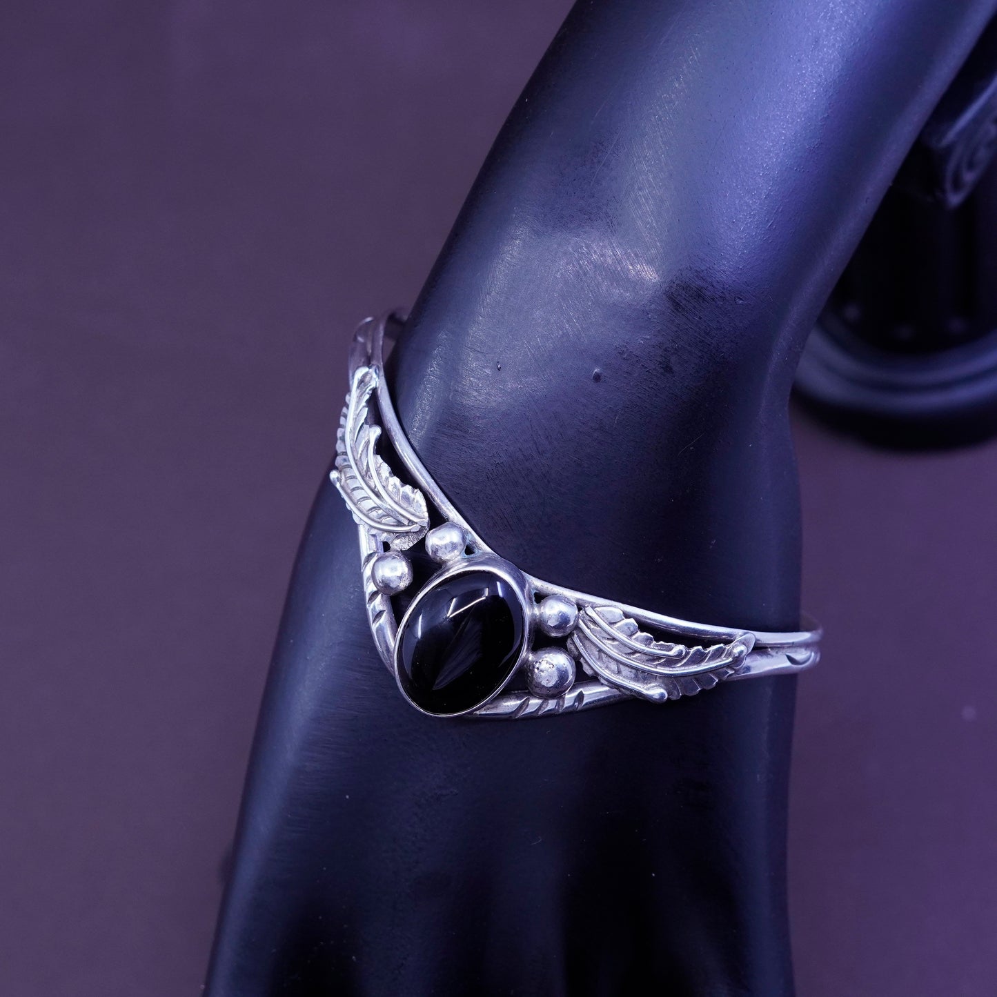 7”, Herbert Platero Navajo Sterling 925 silver bracelet cuff obsidian N leaves