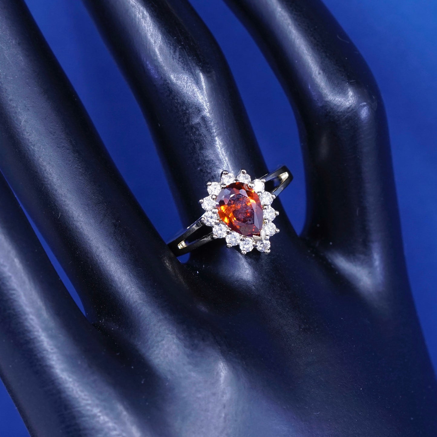 Size 7, vtg vermeil gold over sterling 925 silver ring w/ teardrop ruby N Cz
