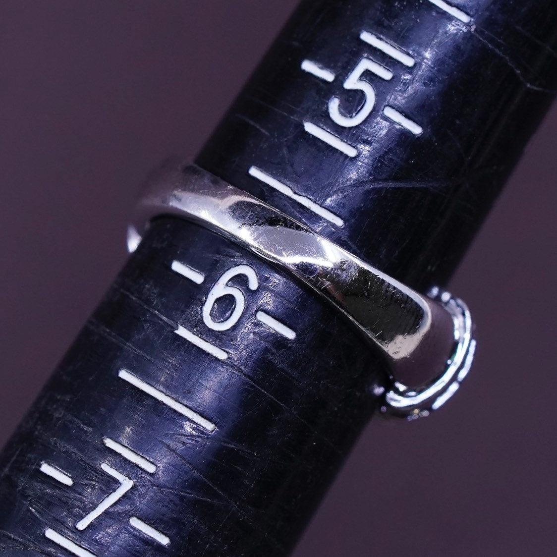 sz 5.75, vtg Sterling silver handmade ring, modern 925 band w/ cz