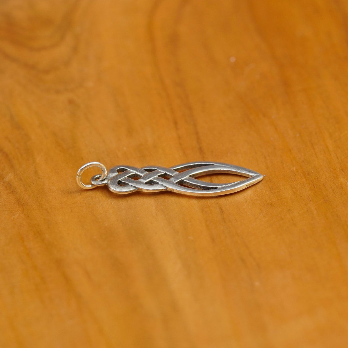 Vintage Sterling silver handmade pendant, 925 irish Celtic knot