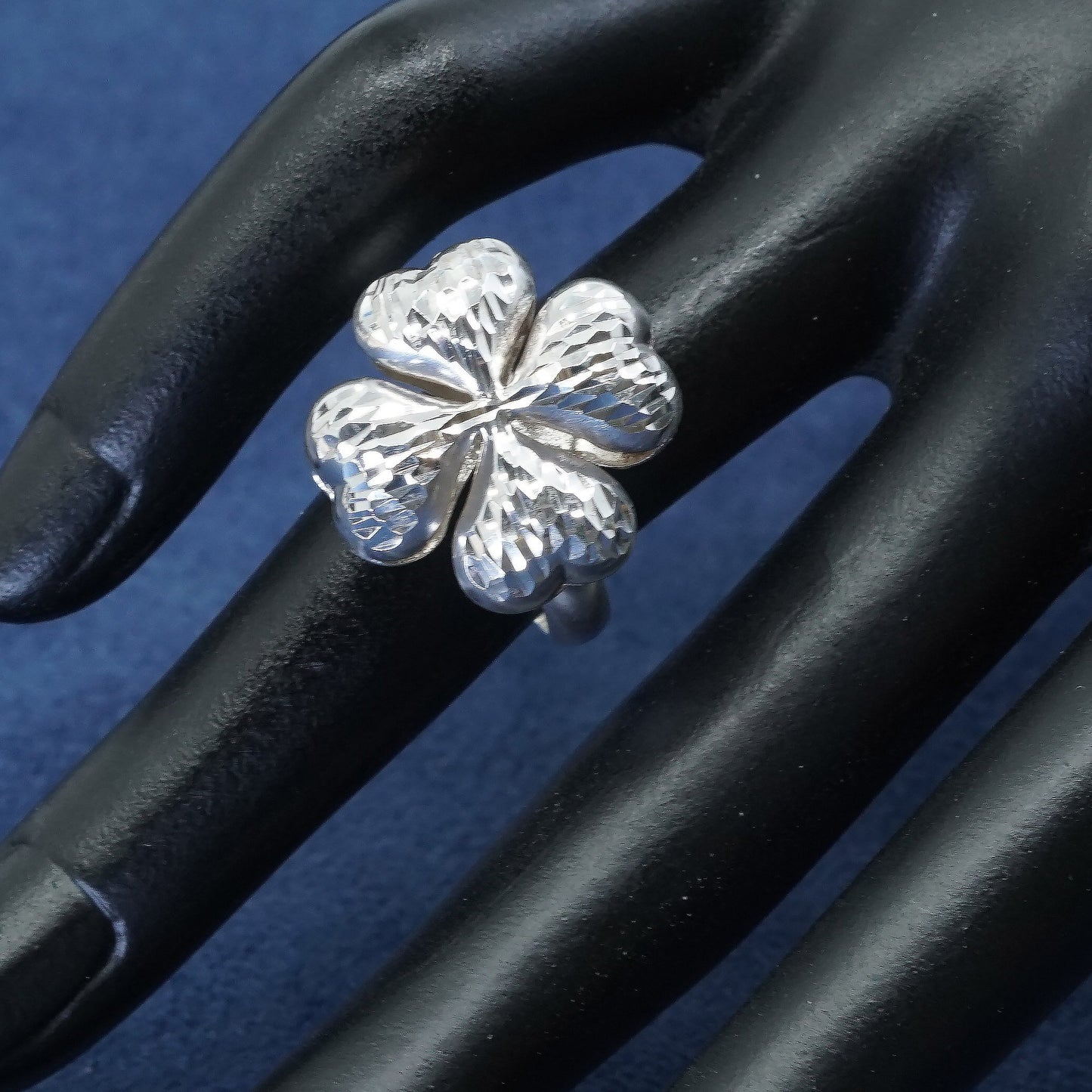 sz 6.25, sterling silver handmade ring, 925 puffy lucky clover, southwestern