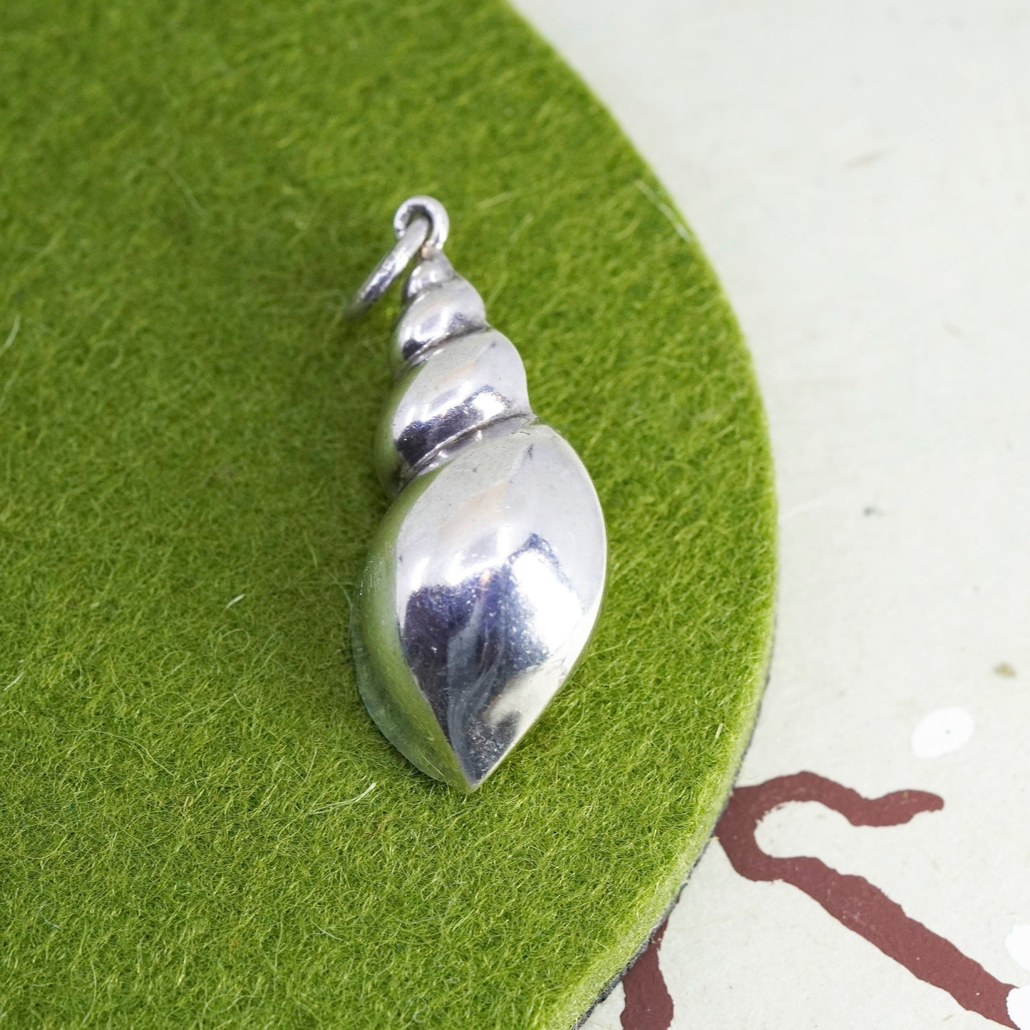Vintage sterling silver handmade pendant, 925 shell