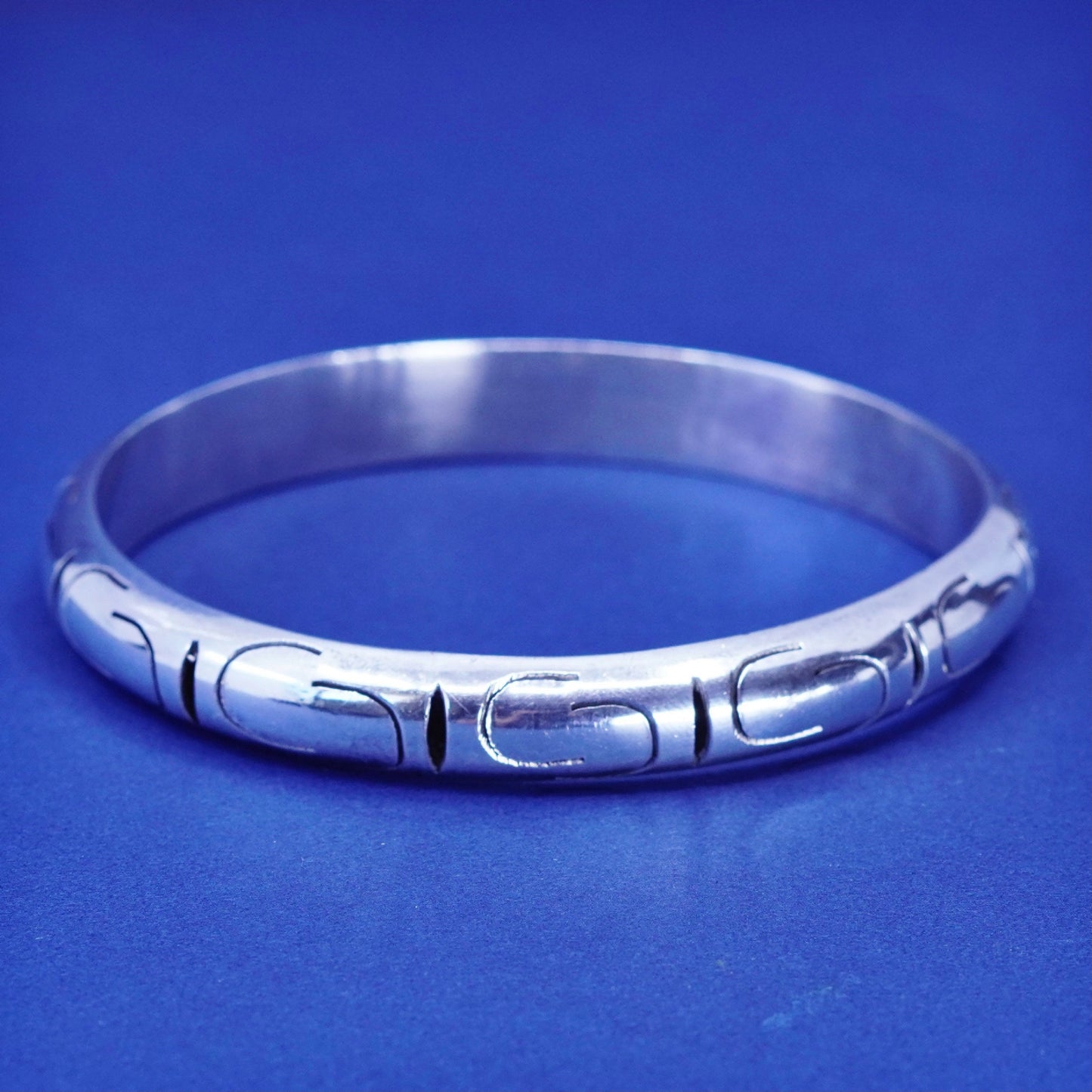 8.25”, vintage Taxco sterling silver handmade bracelet, 925 textured bangle